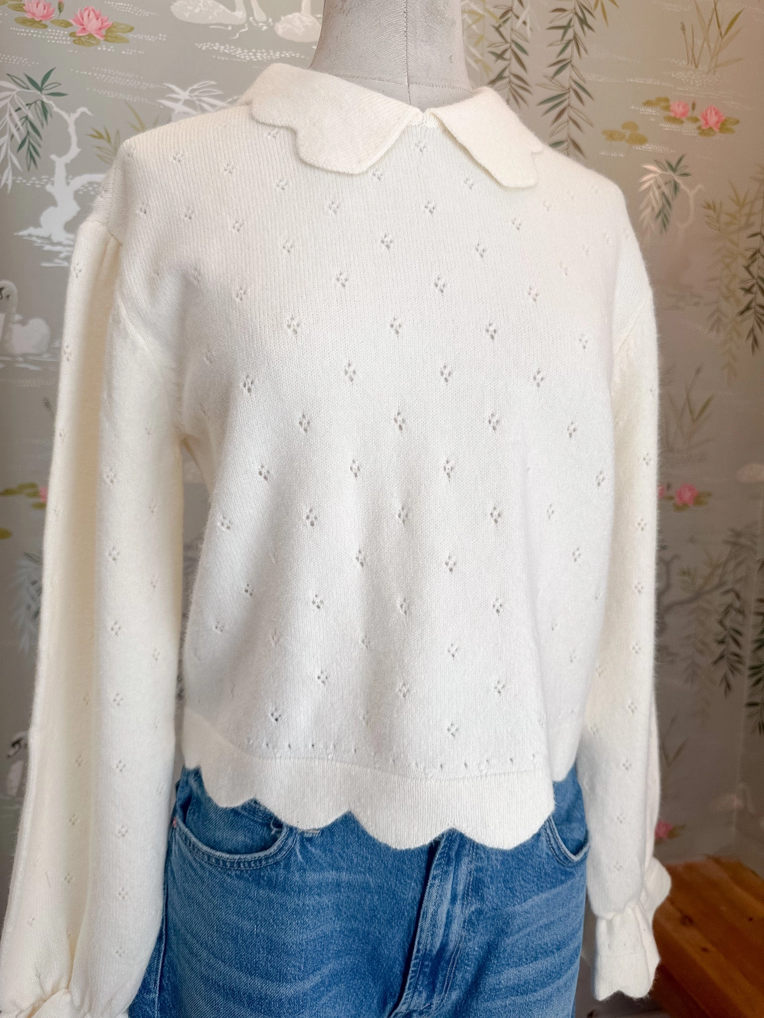 Thermal regulation Cozy Finish Sophia Scalloped Sweater - Cream