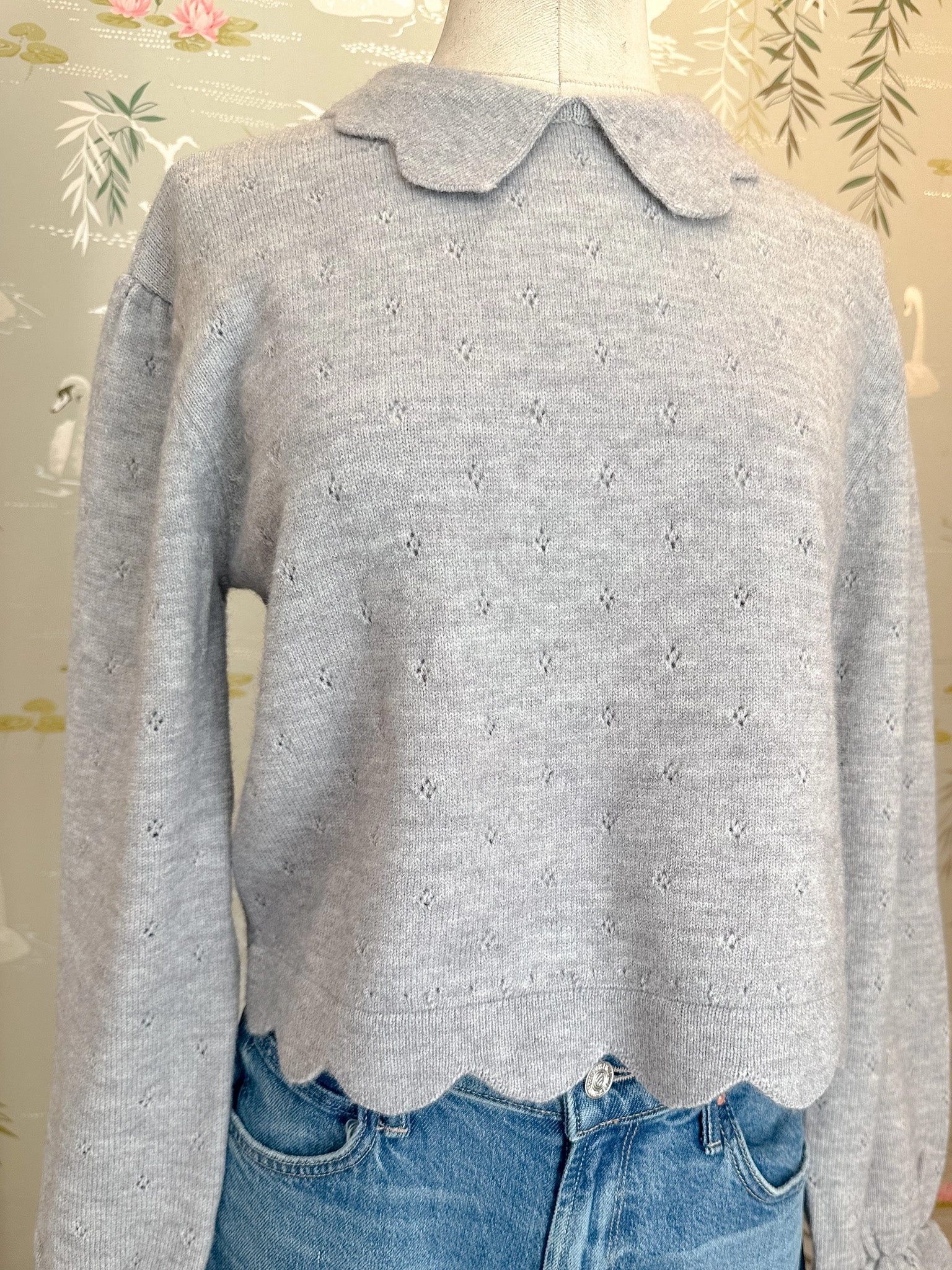 Sophia Scalloped Sweater - Grey Minimal Shrinkage Winter Days