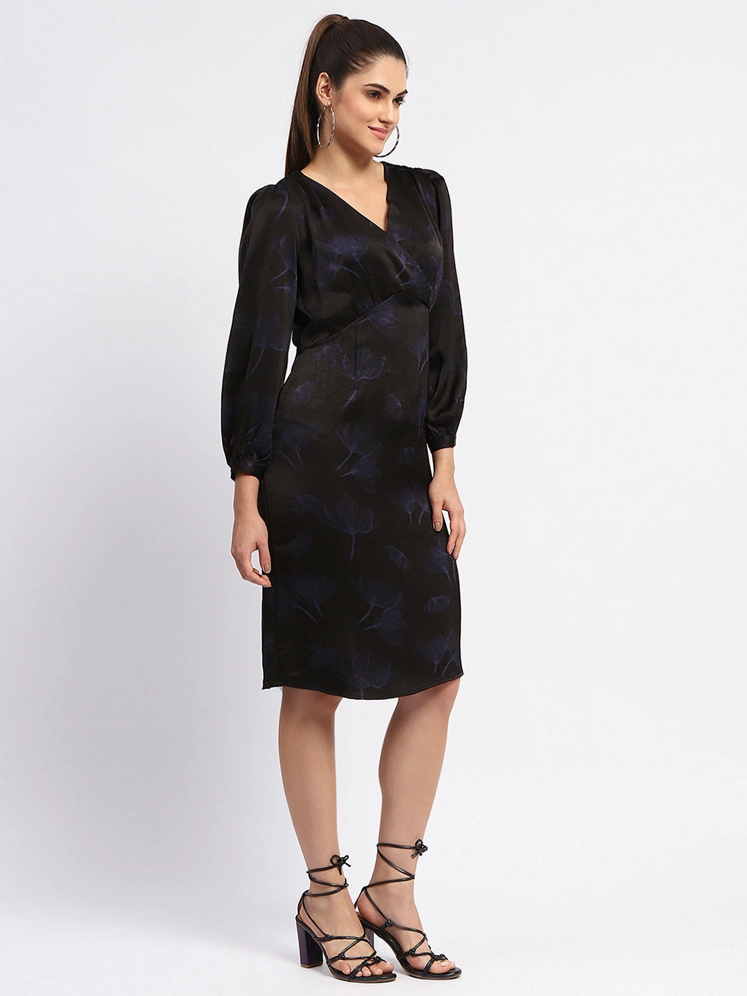 Abrasion-resistant Madame Abstract Print Surplice Neck Black Midi Dress