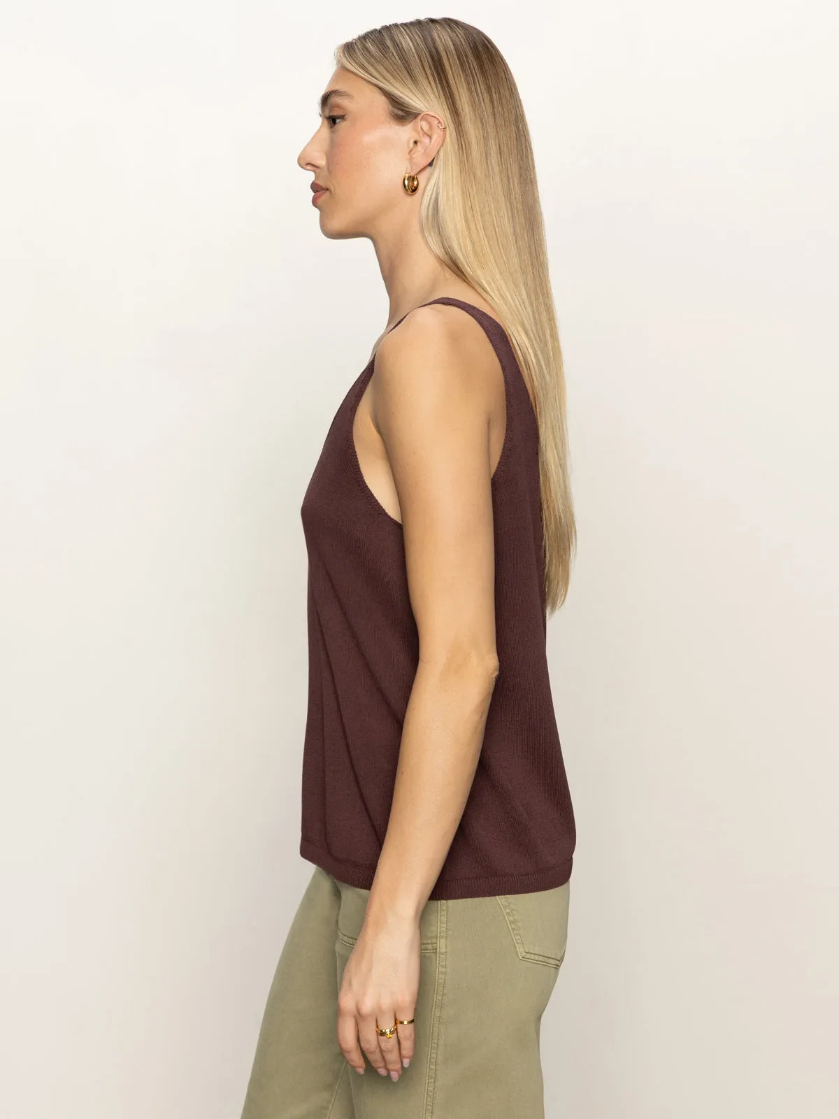 Sporty Layer V-Neck Knitwear Tank Mesa