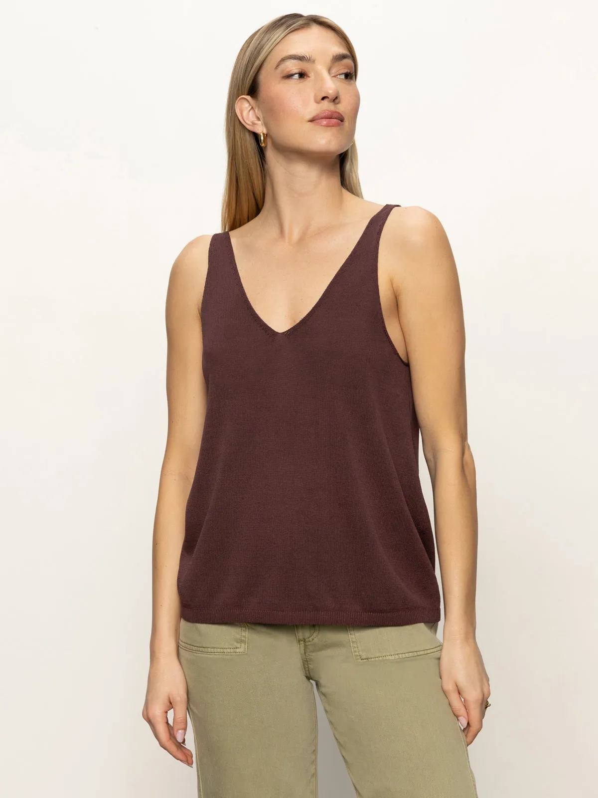 V-Neck Knitwear Tank Mesa DropShoulderDesign
