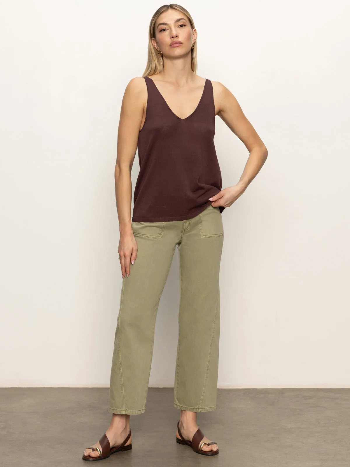 V-Neck Knitwear Tank Mesa Active Outfit Style Layered Hem Detail