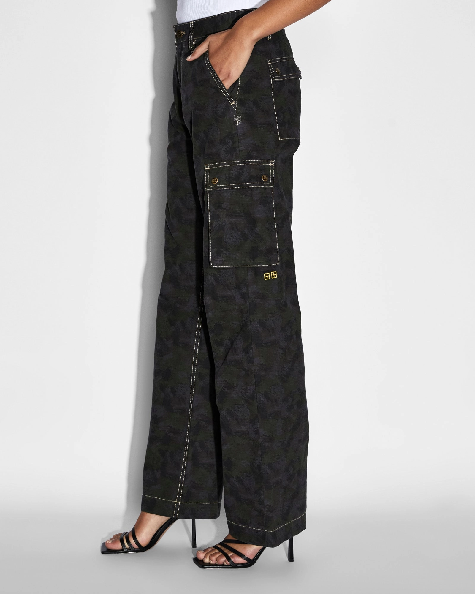 SQUAD CARGO CAMO Water Repellent