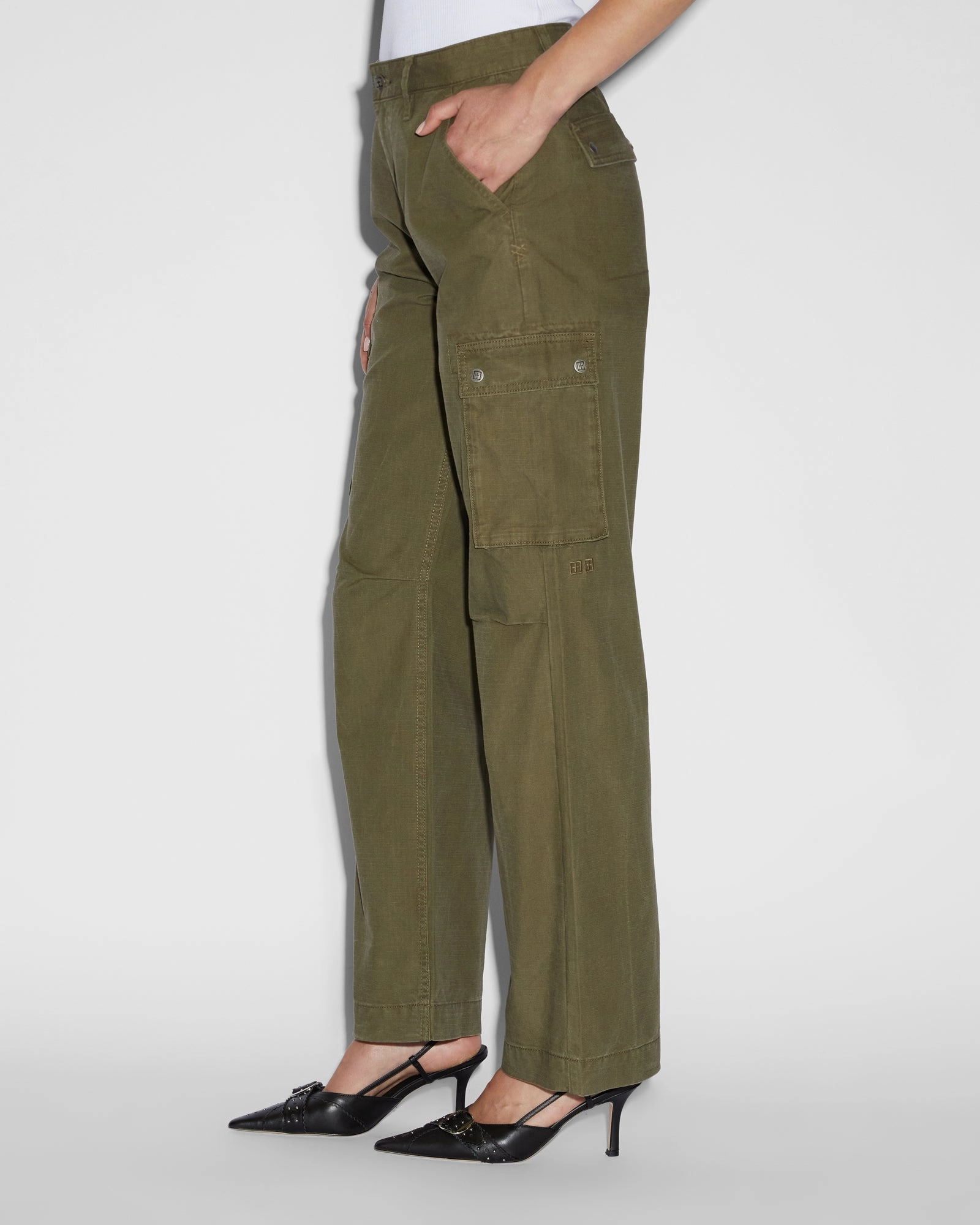Non Tapered Leg FadeResistant SQUAD CARGO KHAKI