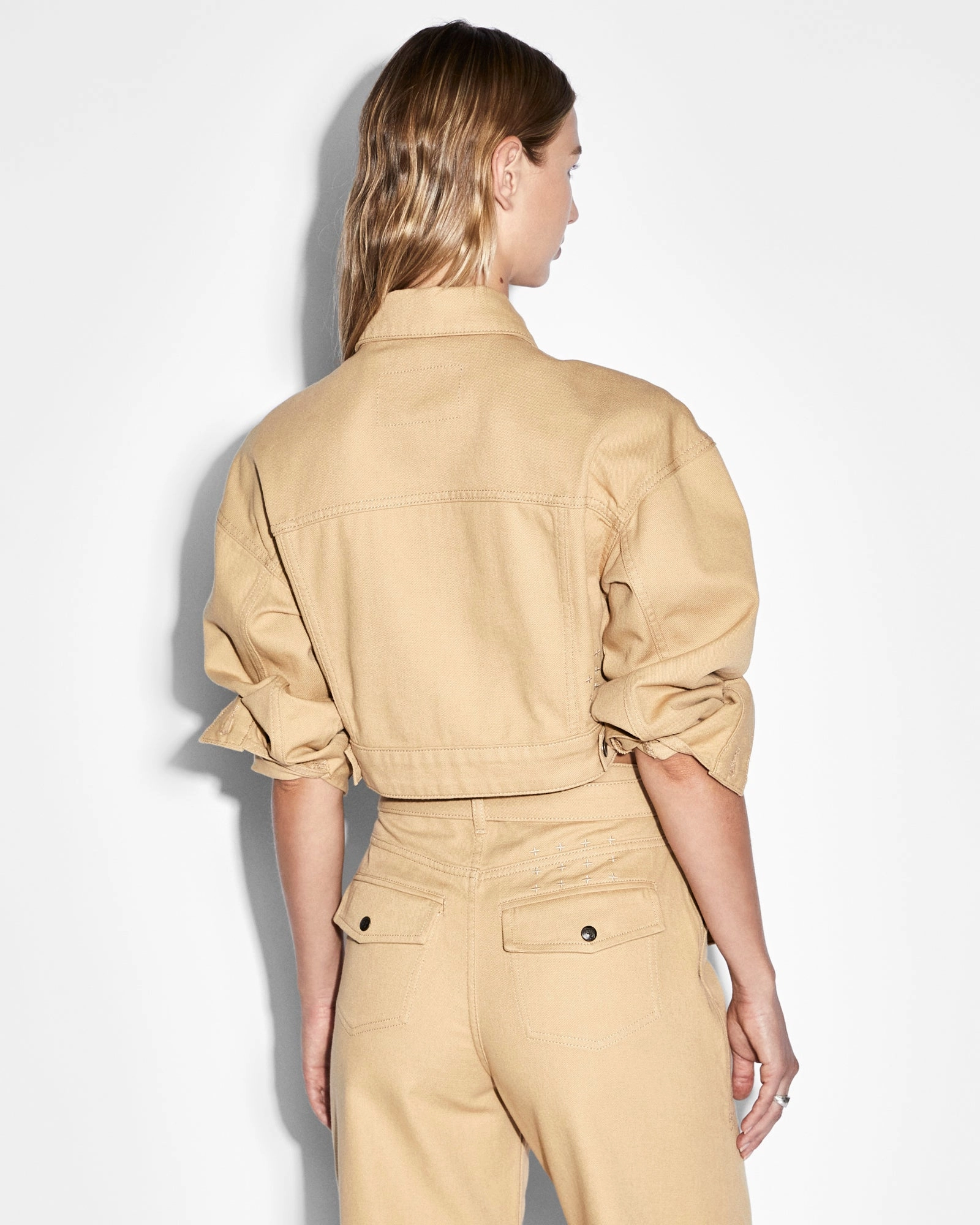 KOMMAND JACKET CARAMEL StretchFit Fabric Technology long sleeved