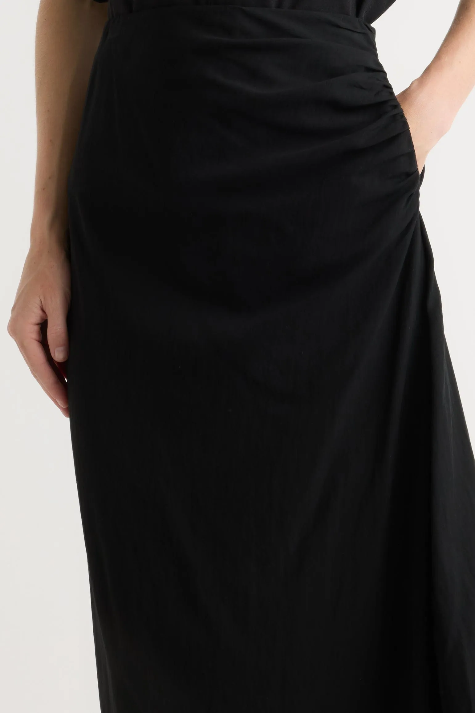 Convertible Style Relaxed Look Rita Asymmetric-Hem Shirred Skirt