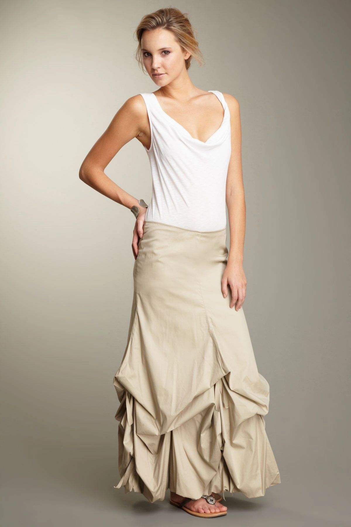 Crisp Finish Stretch Poplin Balloon Skirt - Khaki