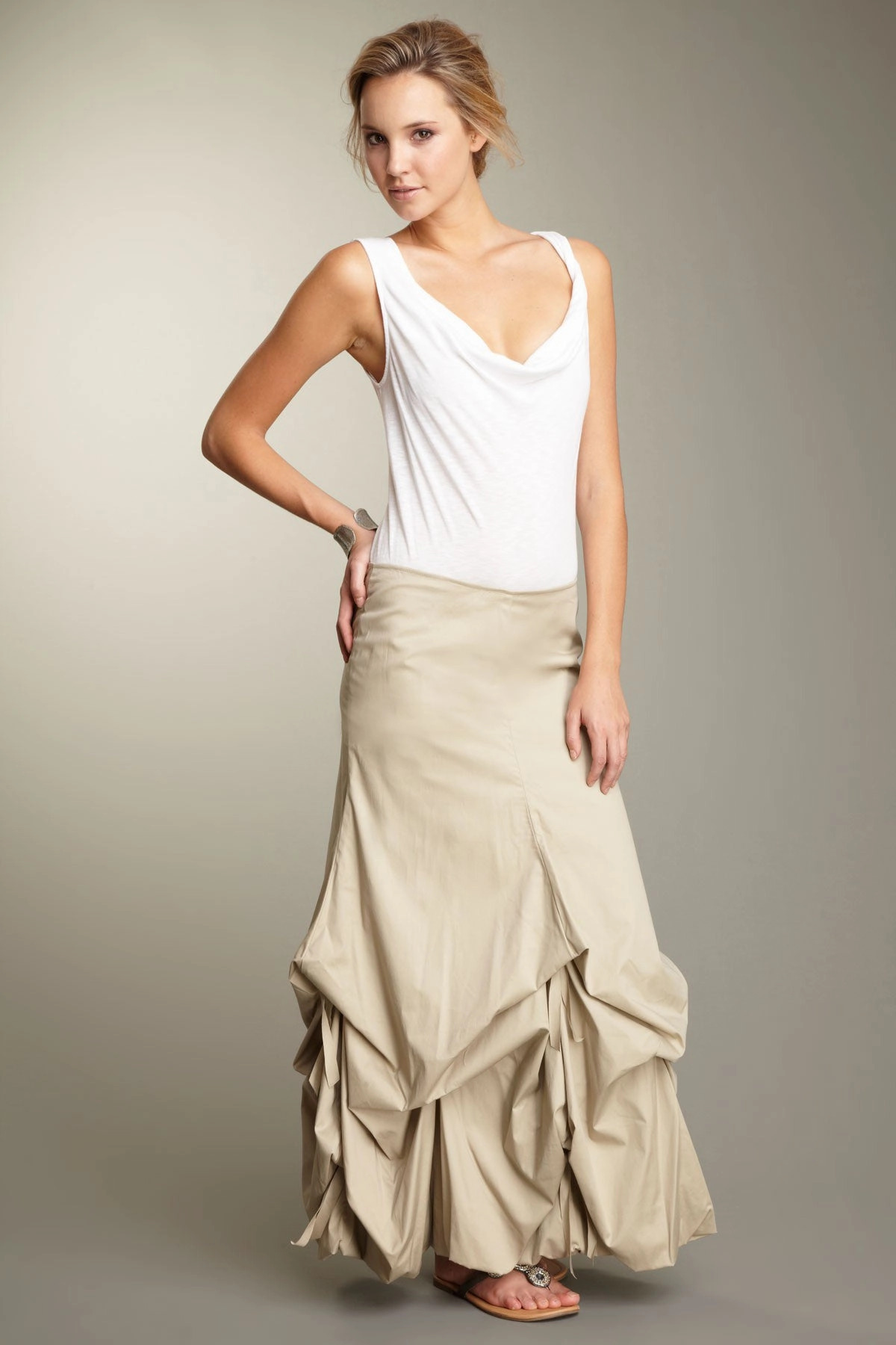 Stretch Poplin Balloon Skirt - Khaki Photoshoot Ready