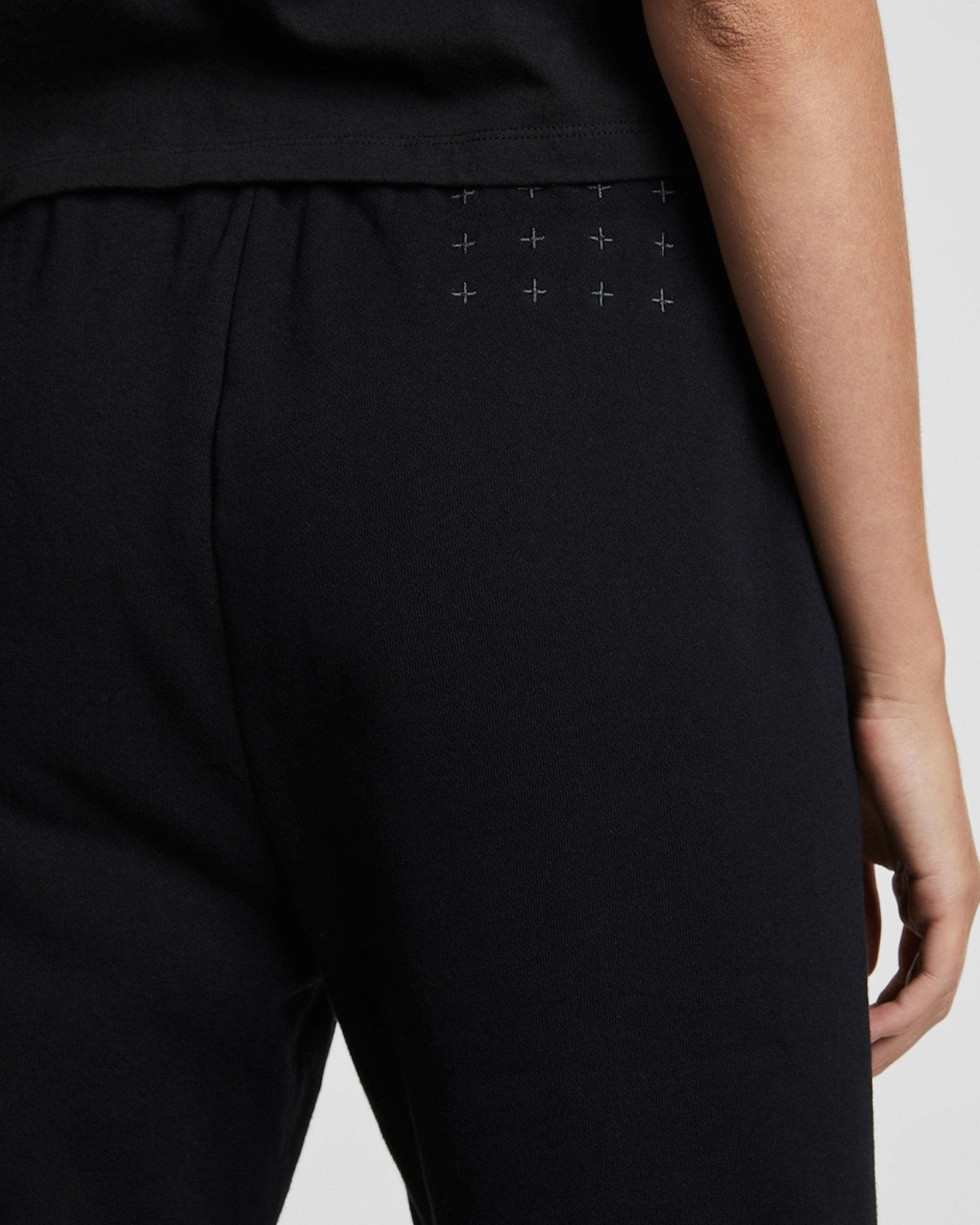 3 X 4 TRAK JET BLACK Reinforced Pockets Relaxed Vibe
