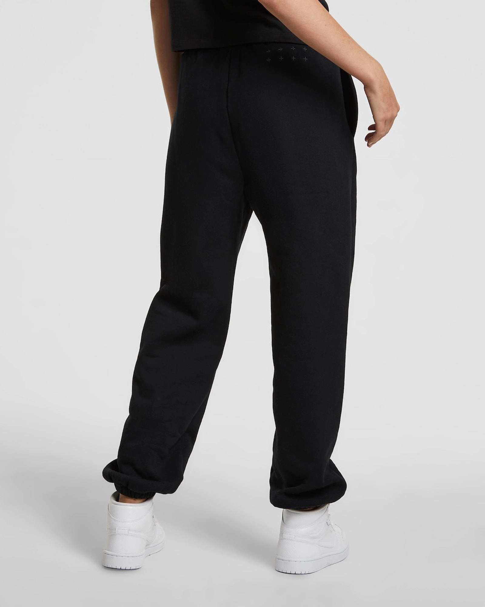No Gap Waist Construction Outdoor Essentials 3 X 4 TRAK JET BLACK