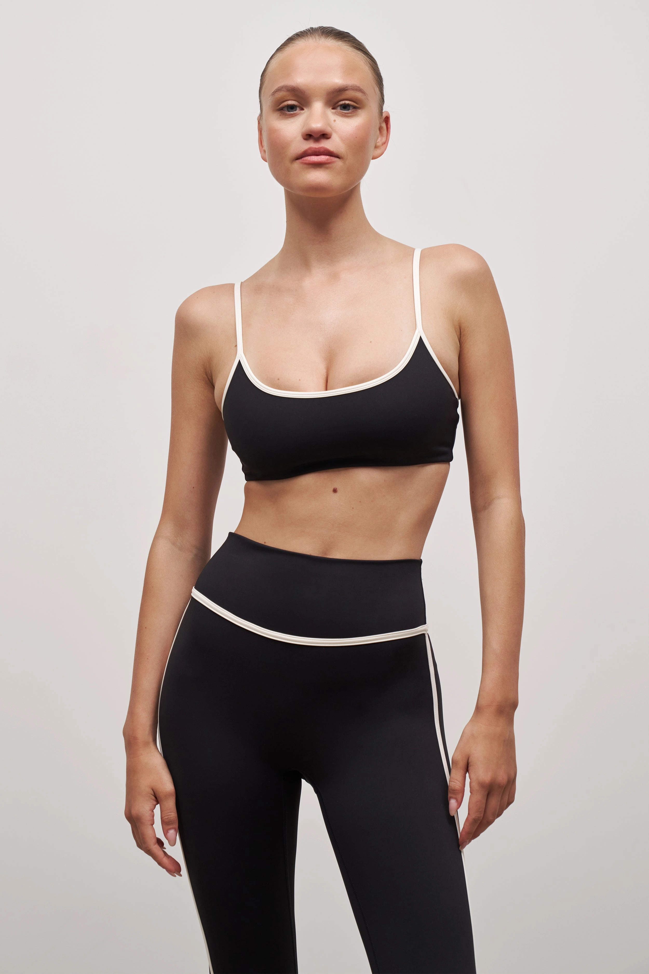 Base Contrast Trim Cami Bra - Black/Tofu Hidden Pocket