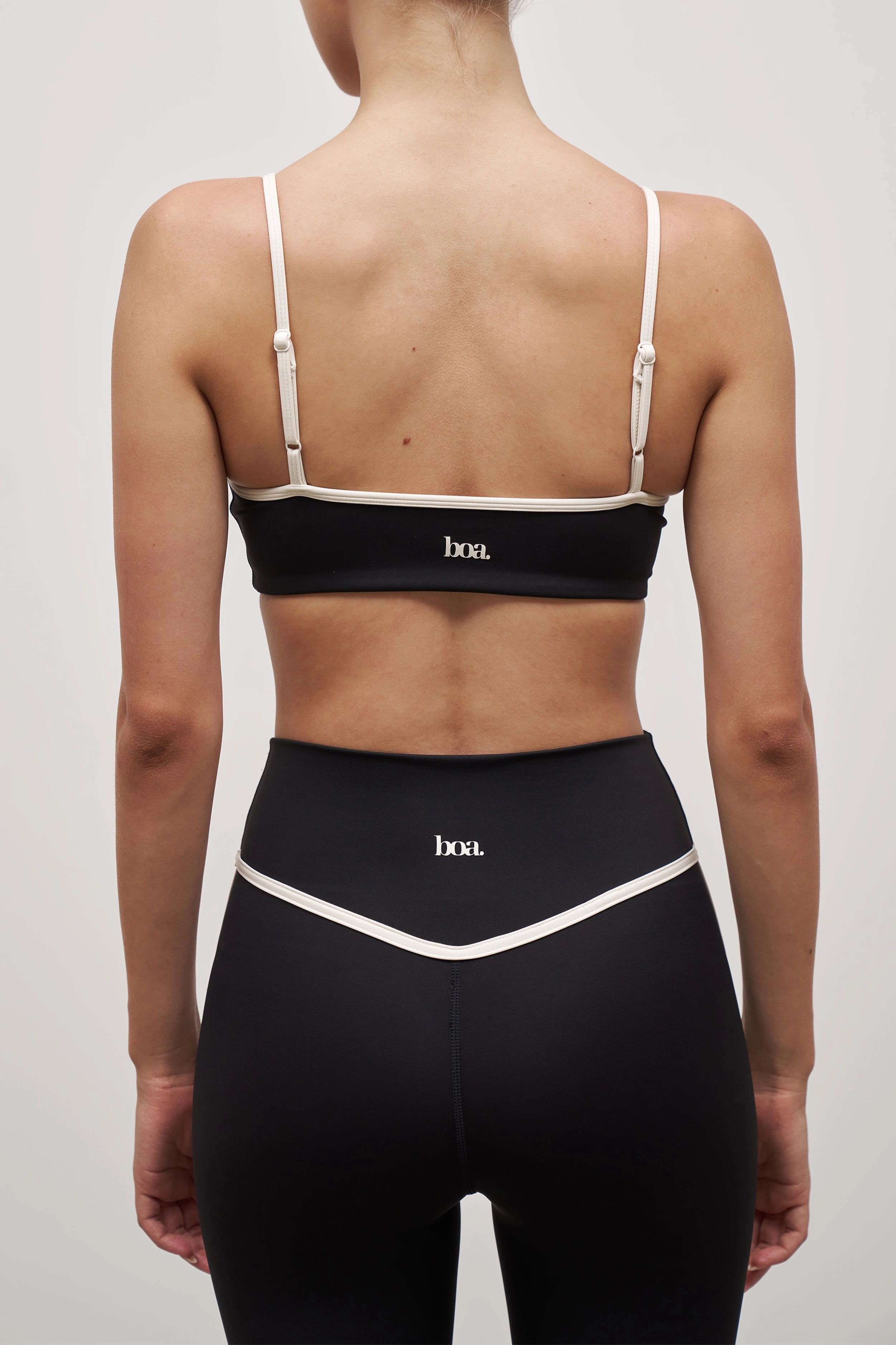 BreathableFabric HeavyweightThermal Base Contrast Trim Cami Bra - Black/Tofu