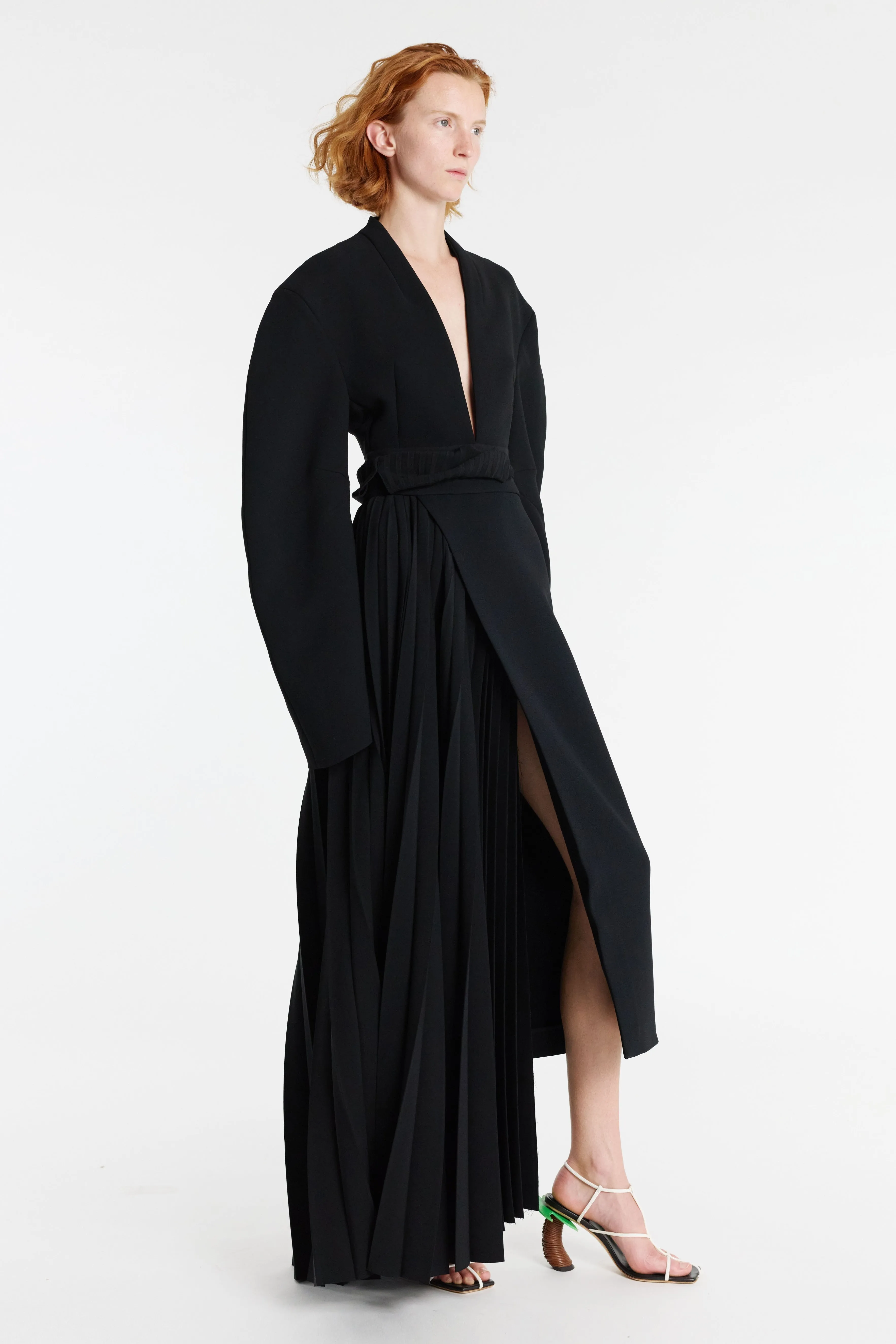 Skirt With Pleated Insert Black Everyday Essential Bold Edge