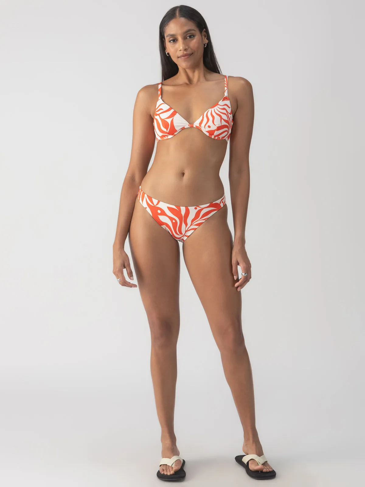 Non Restrictive Fit All Day Comfort Sol Searcher Cinch Back Hipster Bikini Bottom White Sand