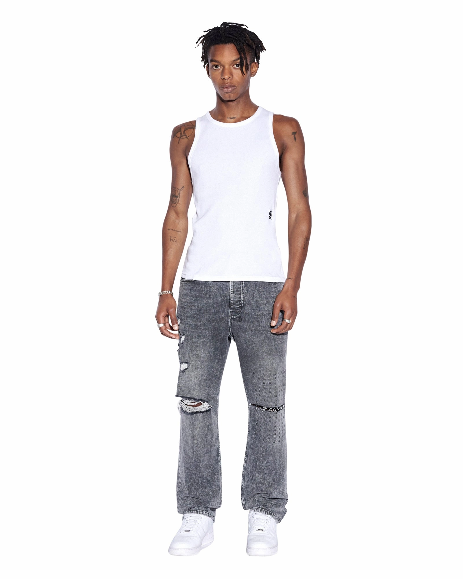 DEBUT SINGLET WHITE Perfect for Any Outfit Summer Favorite