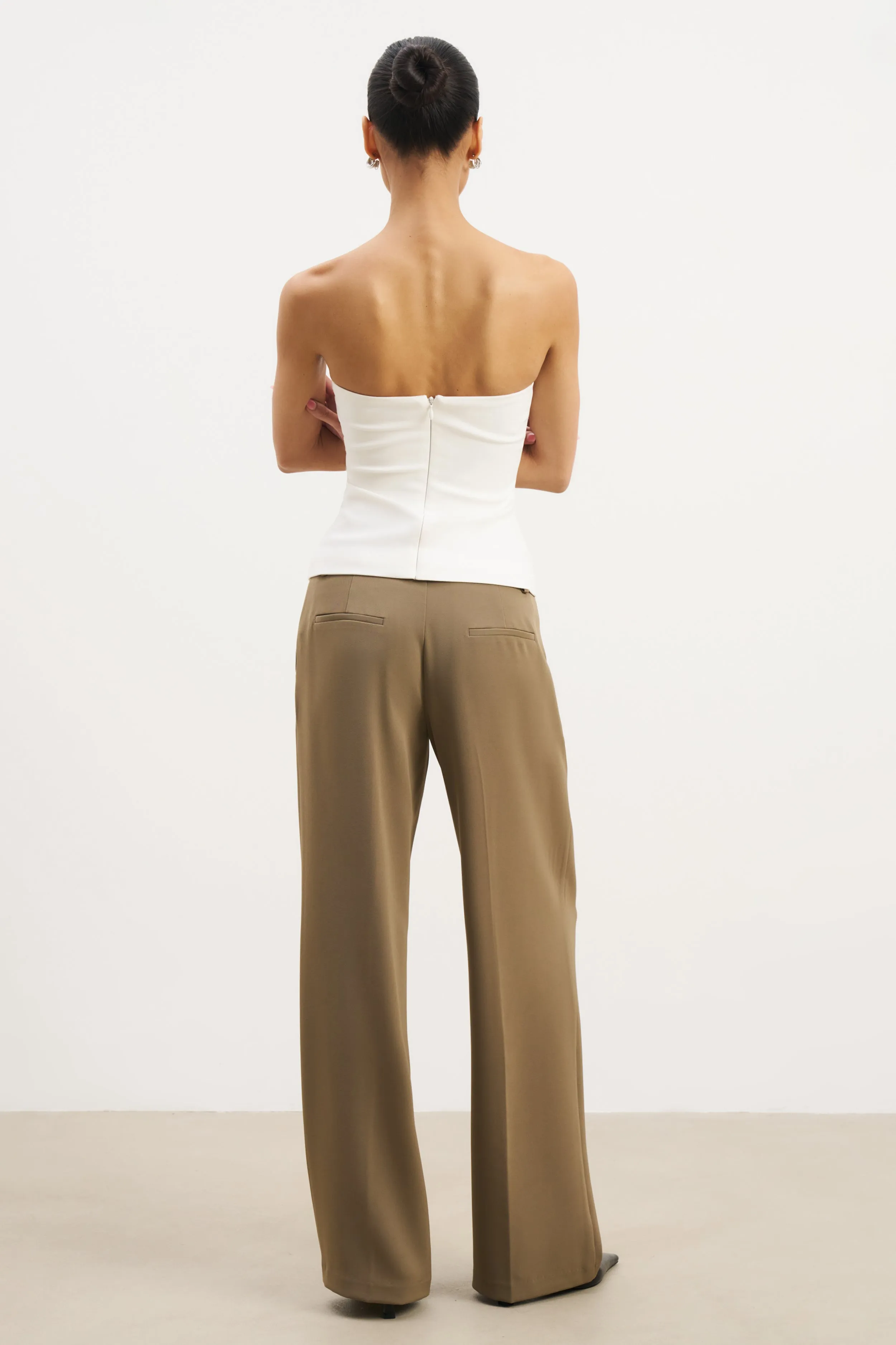 HighElasticity Thread Adaptive Fit Technology Tailored Ruched Bodice - White