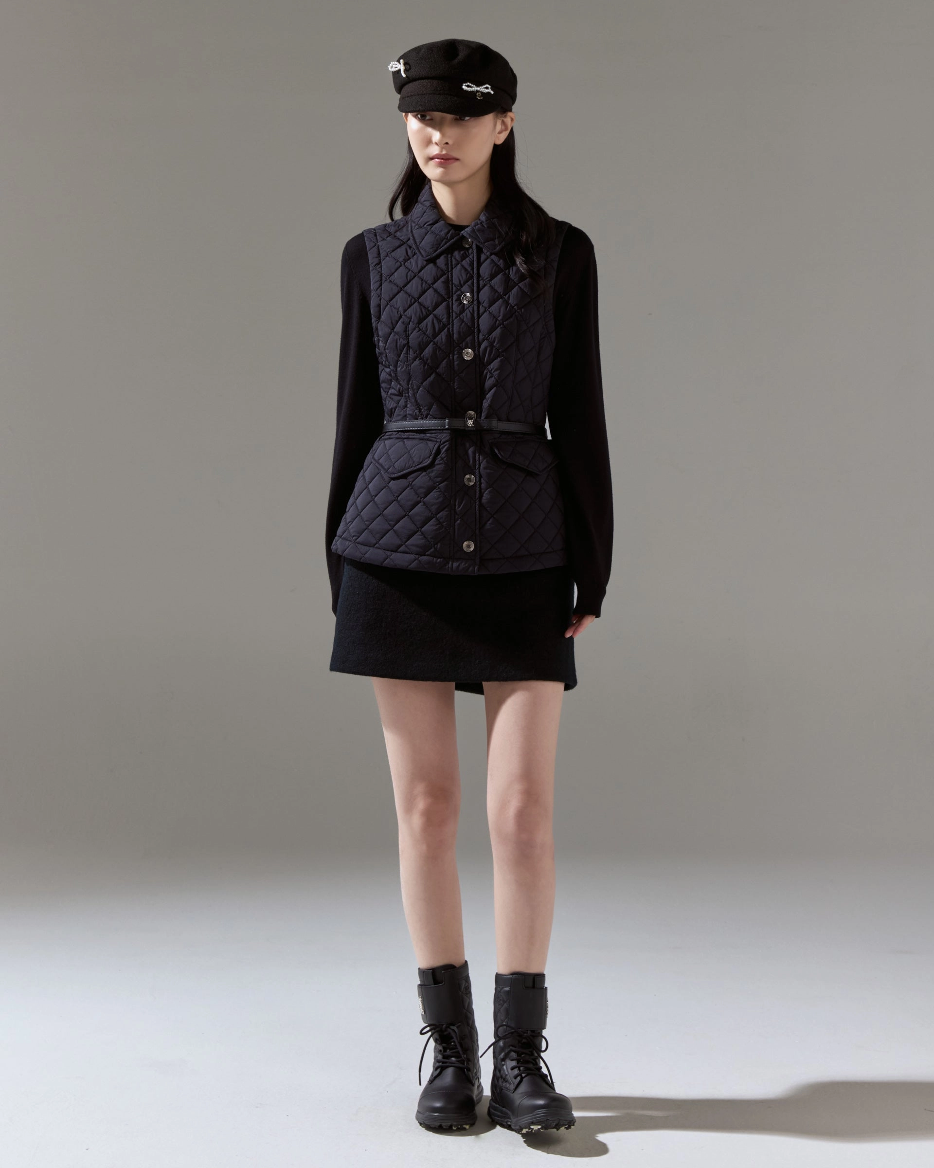 Quilted slim flare vest - Black Reinforced Shoulders Ergonomic Tailoring