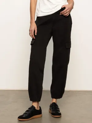 QuickRelease Closures Casual Tee Take Over Jogger Mid-Rise Pant Black