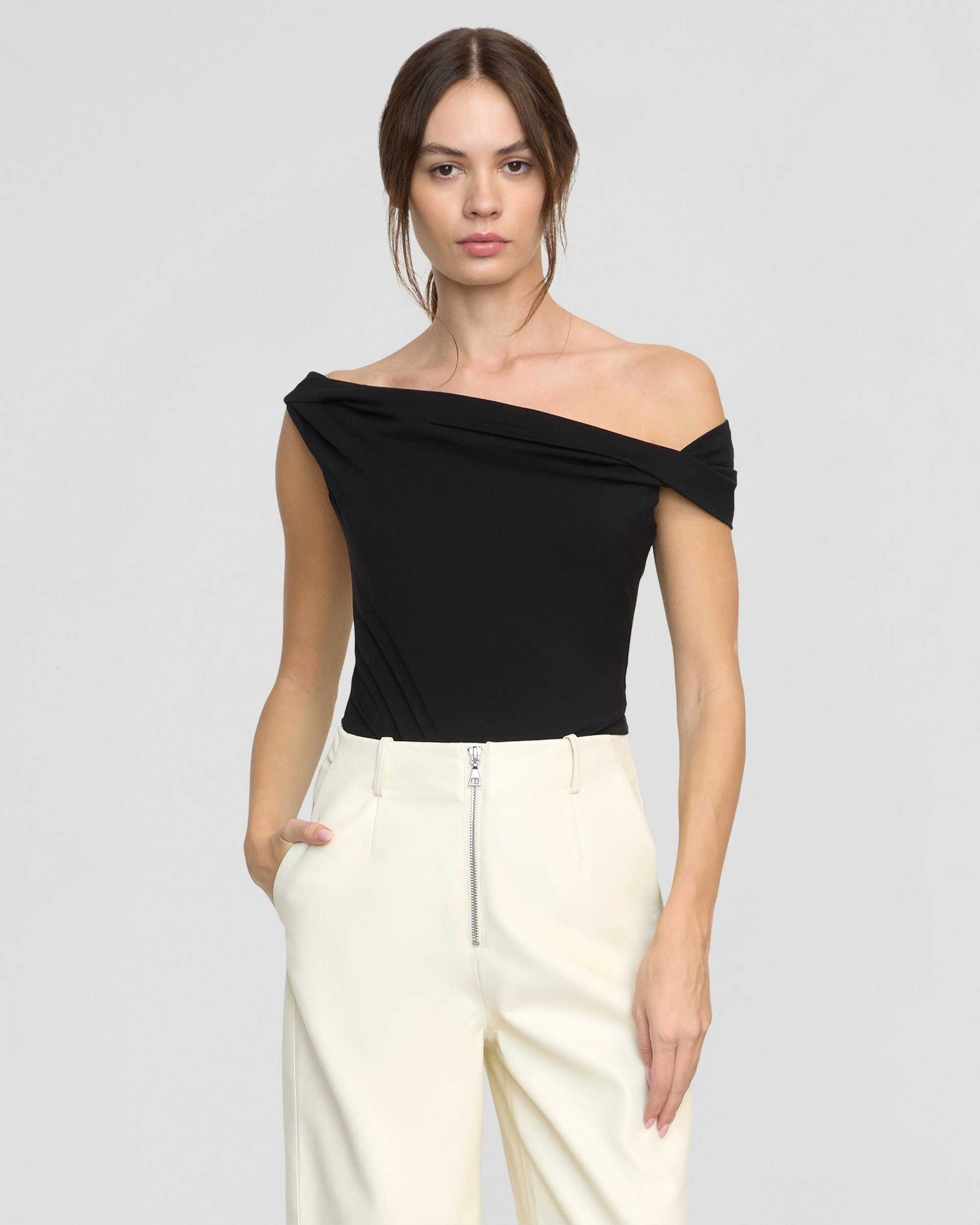 Midweight Texture RibbedTrim Mai Asymmetric Off-Shoulder Tee