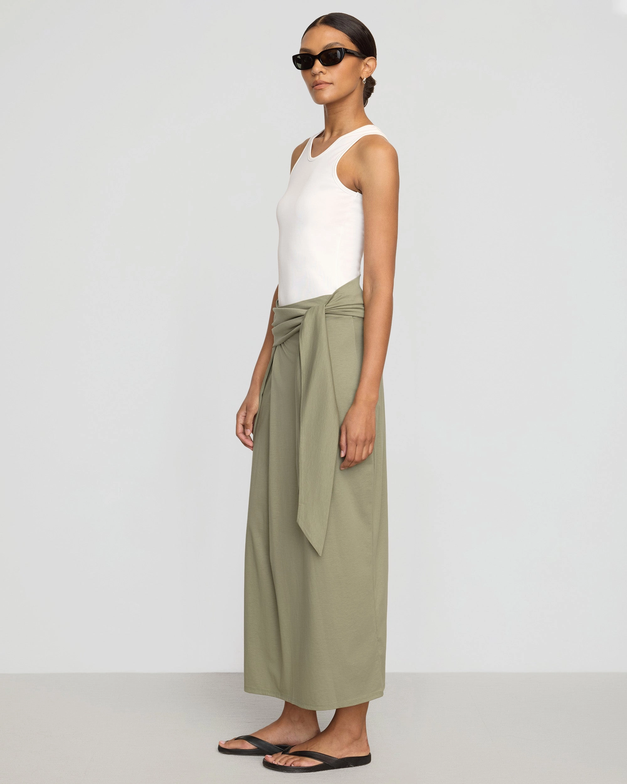 Prithi Scoop-Neck Tank Versatile Base Layer PolyesterBlend
