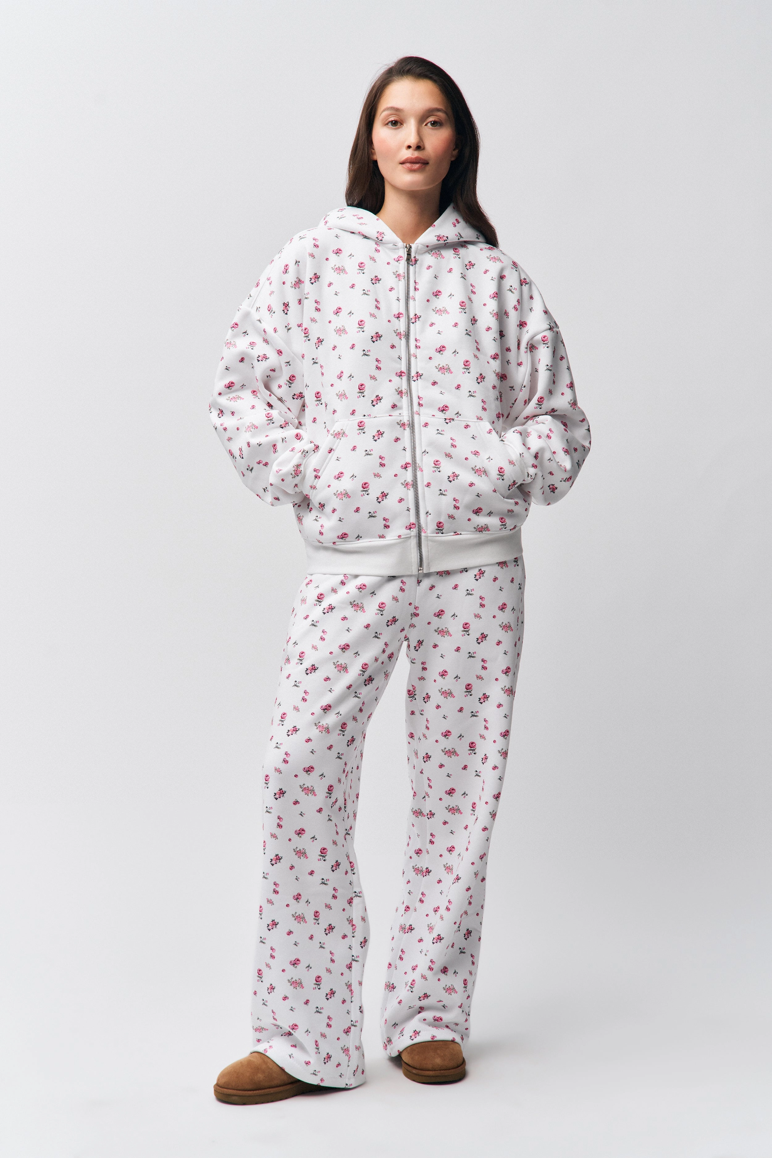 Light Weight Non Irritating Zip Up Hoodie