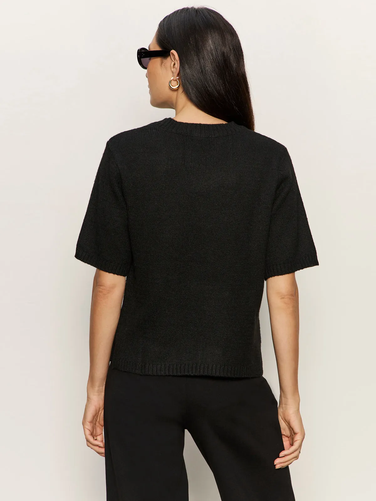 VersatileNeckline Perfect Sweater Tee Black