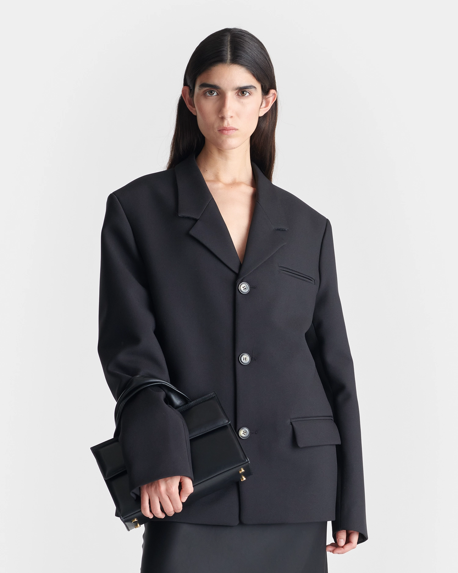 Rox - Double Suiting Blazer - Black sunglasses ZeroDistraction Waistline