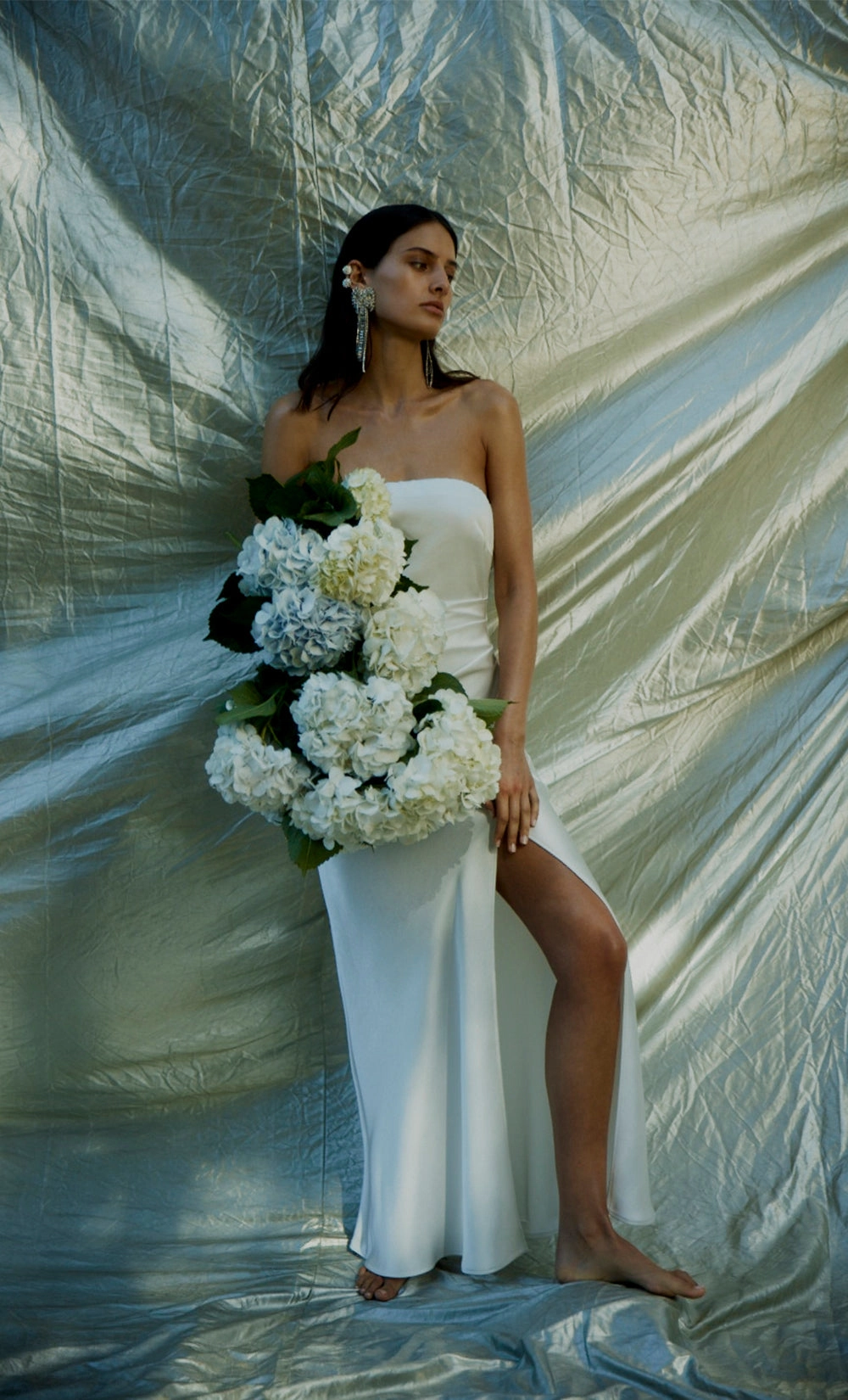 Classic Fit THE DREAMER STRAPLESS DRESS - IVORY