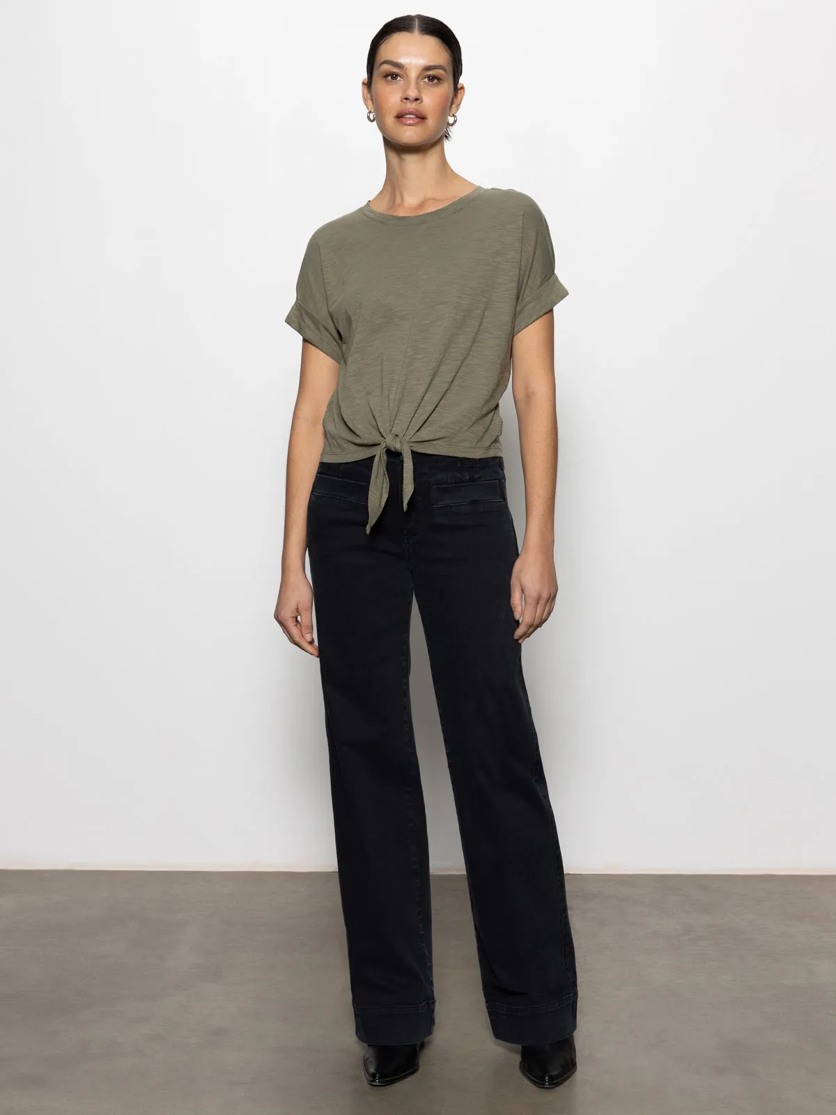 Layered Style Holiday Casual All Day Tie Tee Trail Green