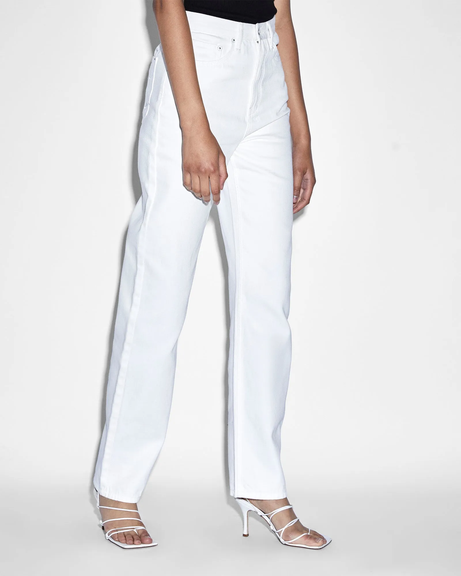 PLAYBACK BLANC REVIVAL Closet Classic Perfect for All