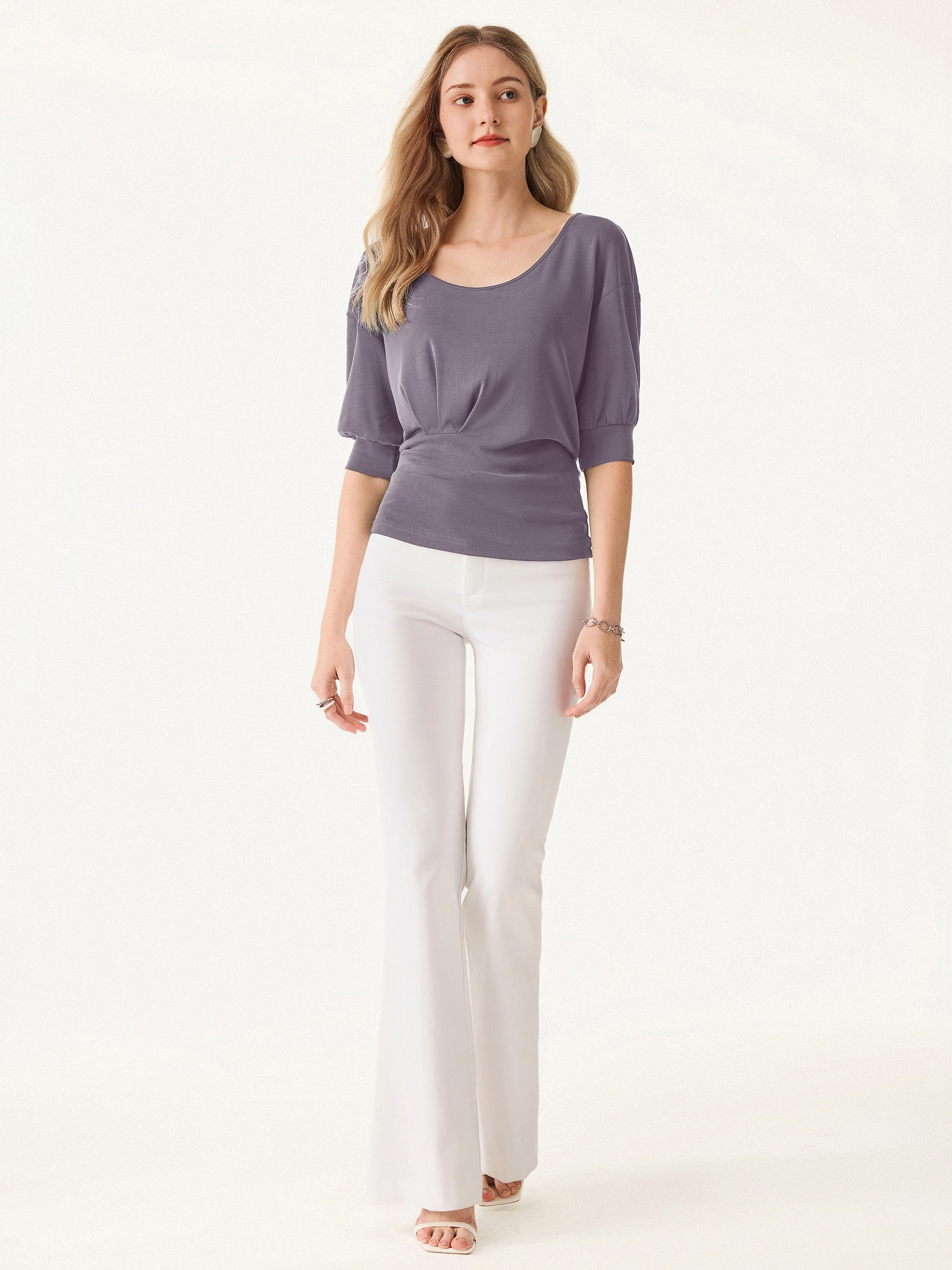 Scoop Neck Short Sleeve Tucked Tee Thermal regulation Slim Silhouette