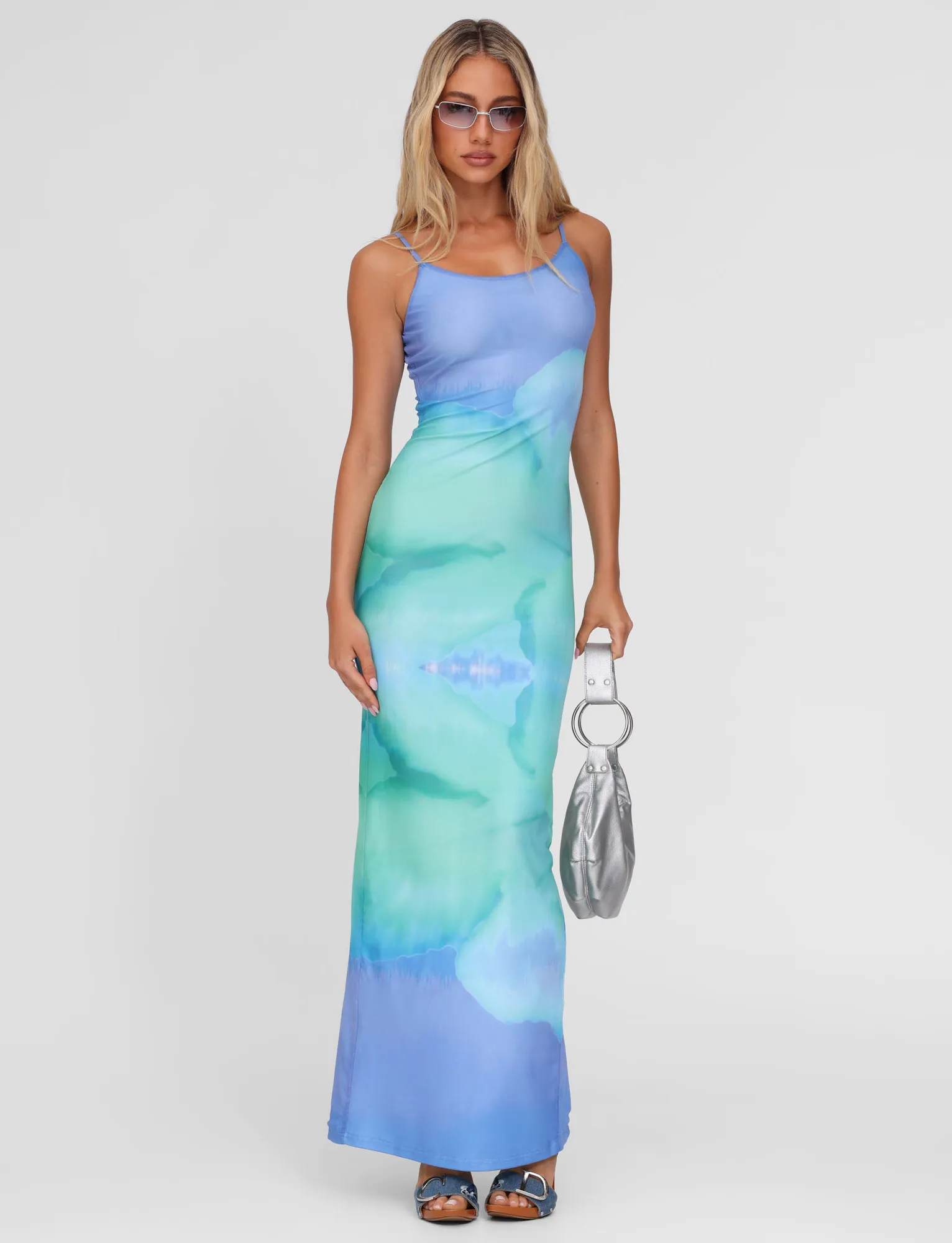 ARDON MAXI DRESS - BLUE : MACRO FLORAL : BLUE HIBISCUS Quick Drying