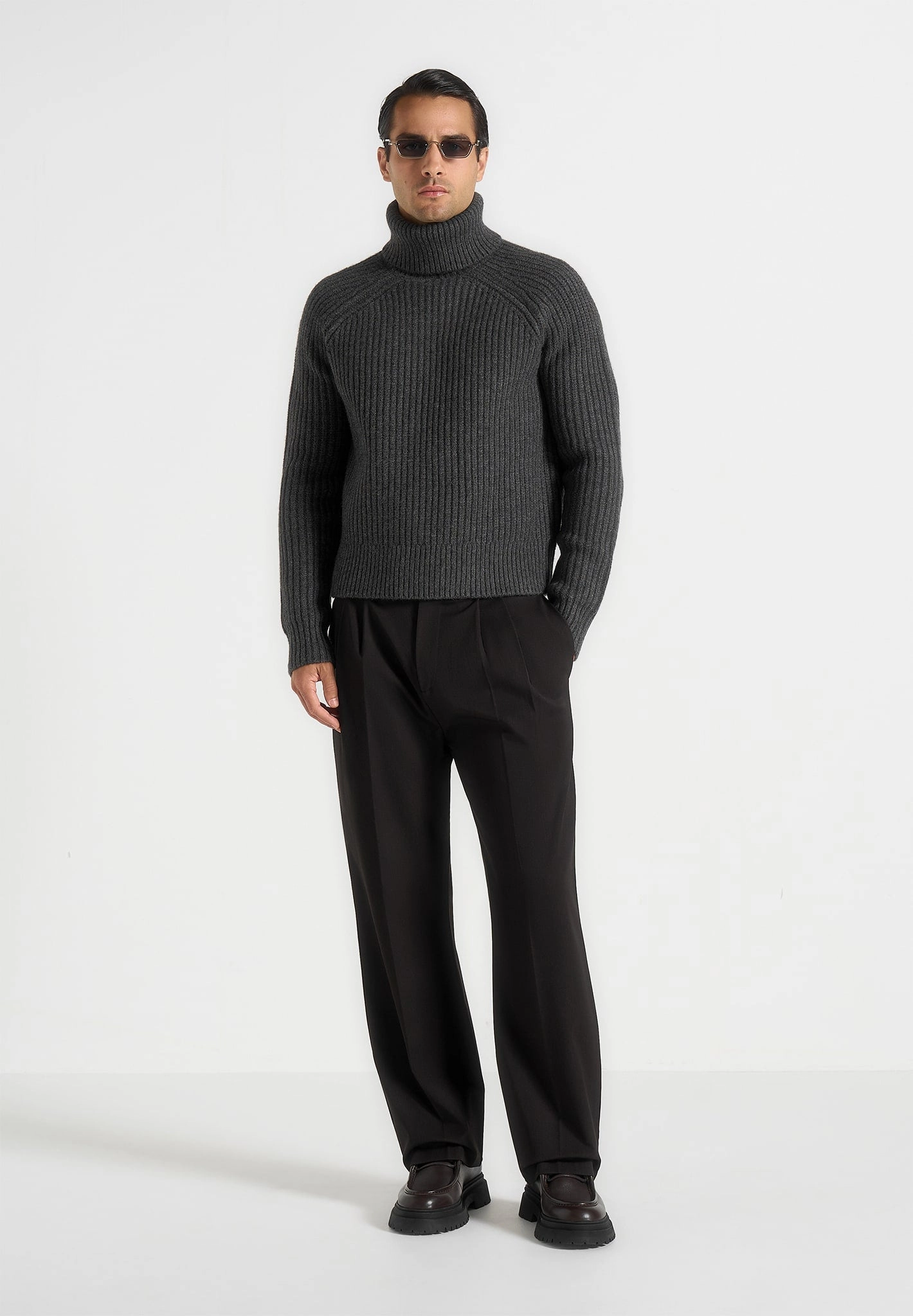 Modern Layer AntiStatic Coating Rudy - Roll Neck Chunky Knit Jumper - Grey