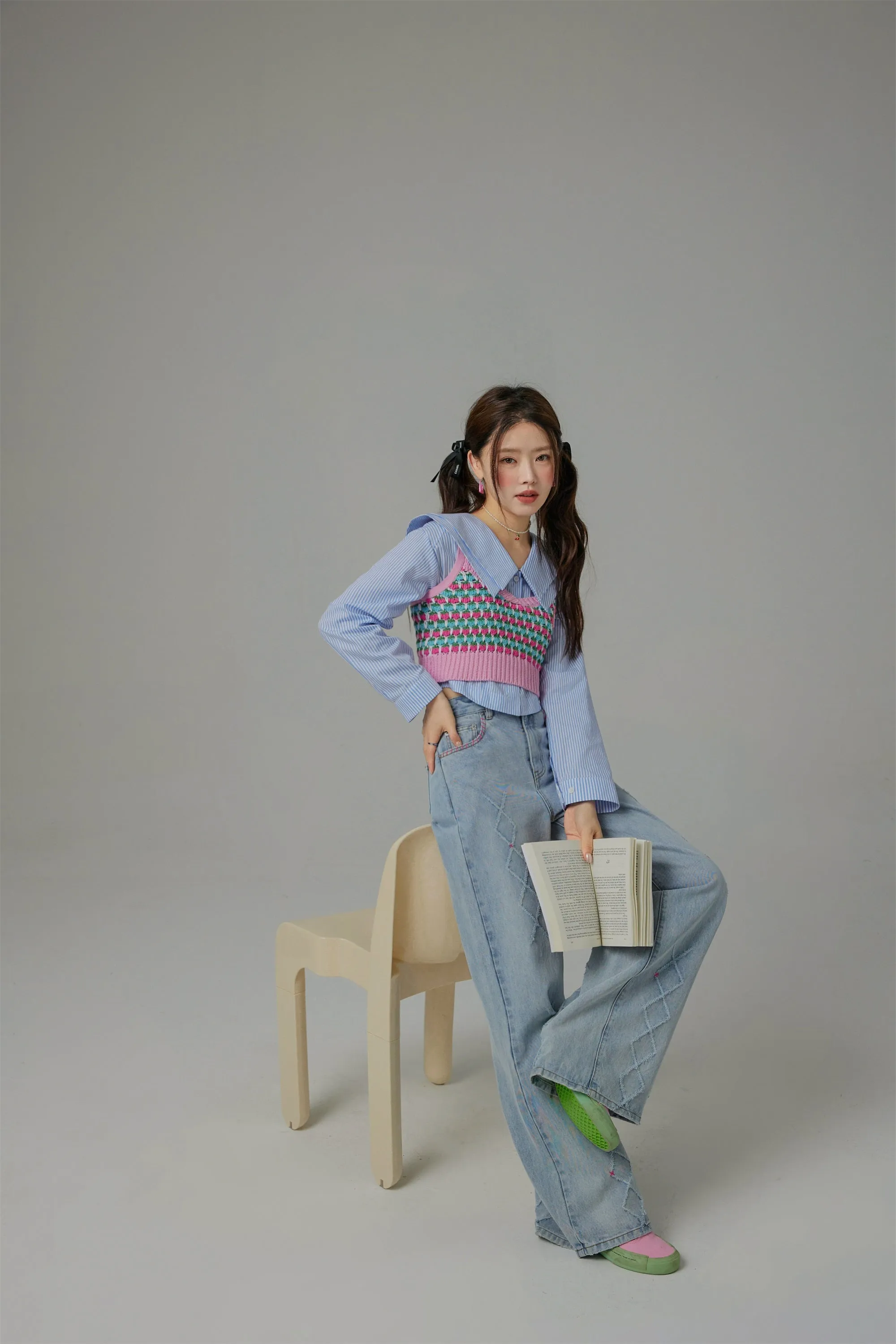 True Mission Big Collar Cropped Shirt