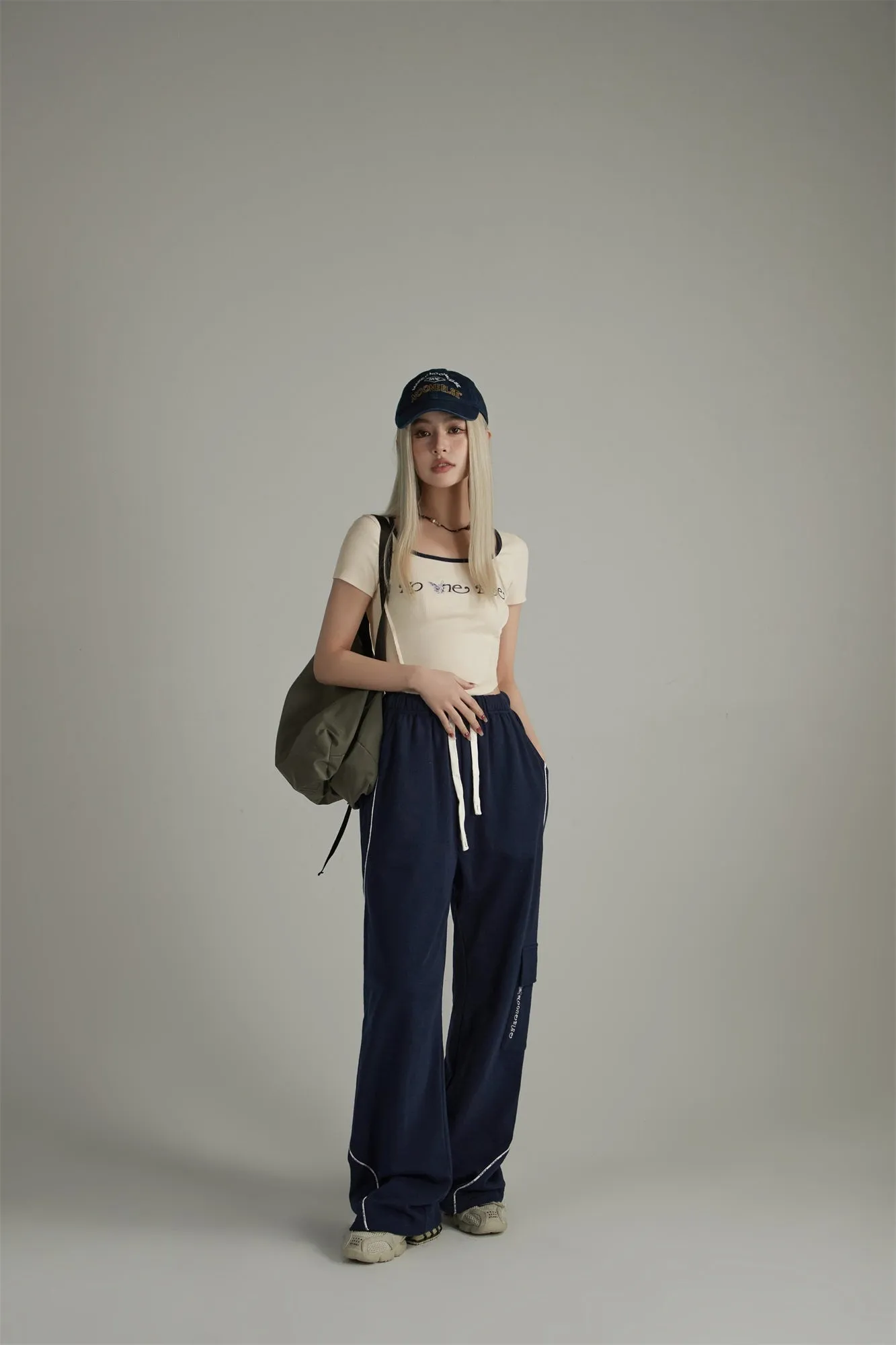 U-Neck Butterfly Cropped T-Shirt