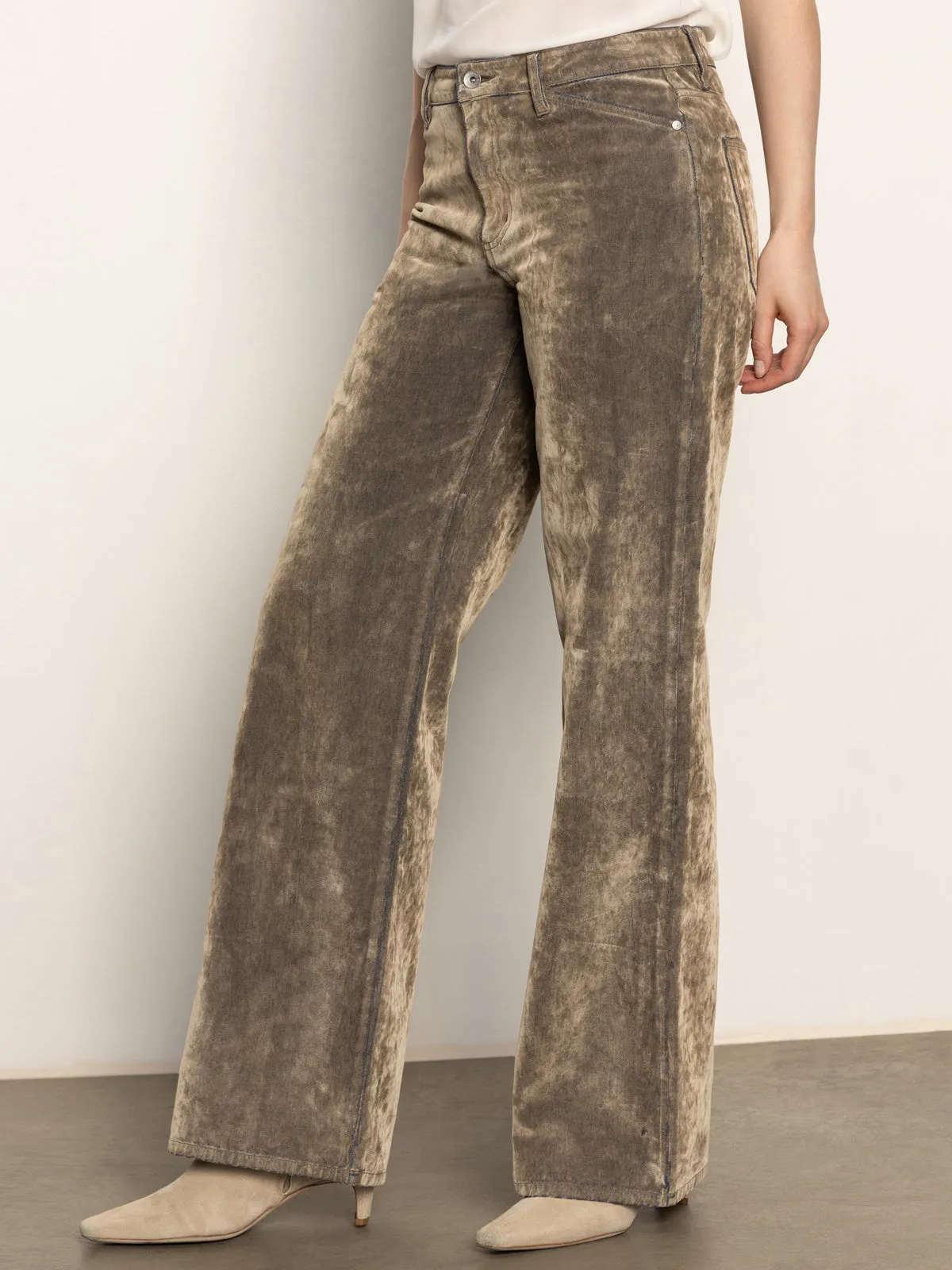 Cadence Relaxed Straight Jean Light Bronze Neutral Vibrant Chill Outfit Ready Choice