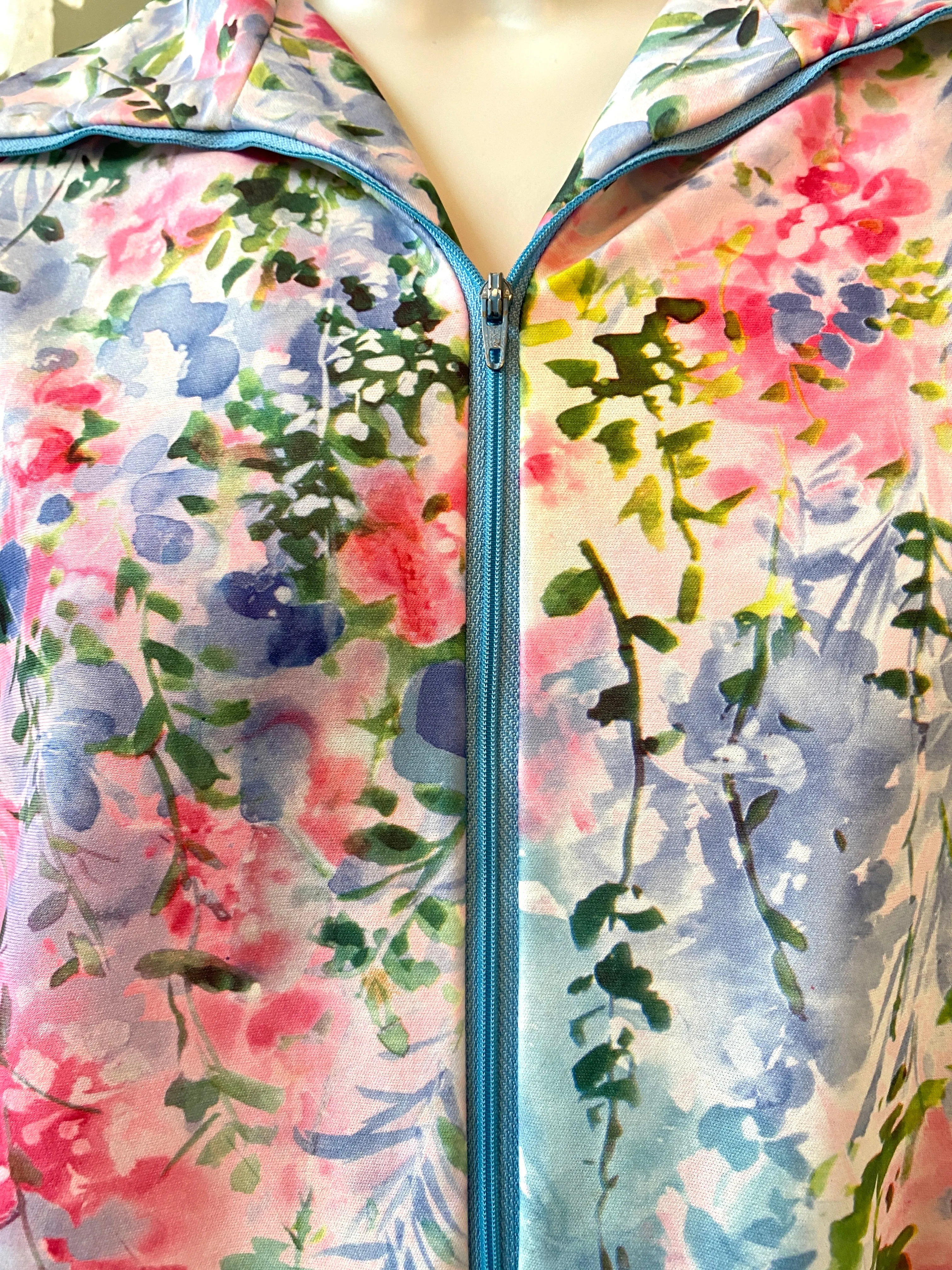 Vintage 1970s Pink & Blue Watercolour Floral Lounge Dress, Large