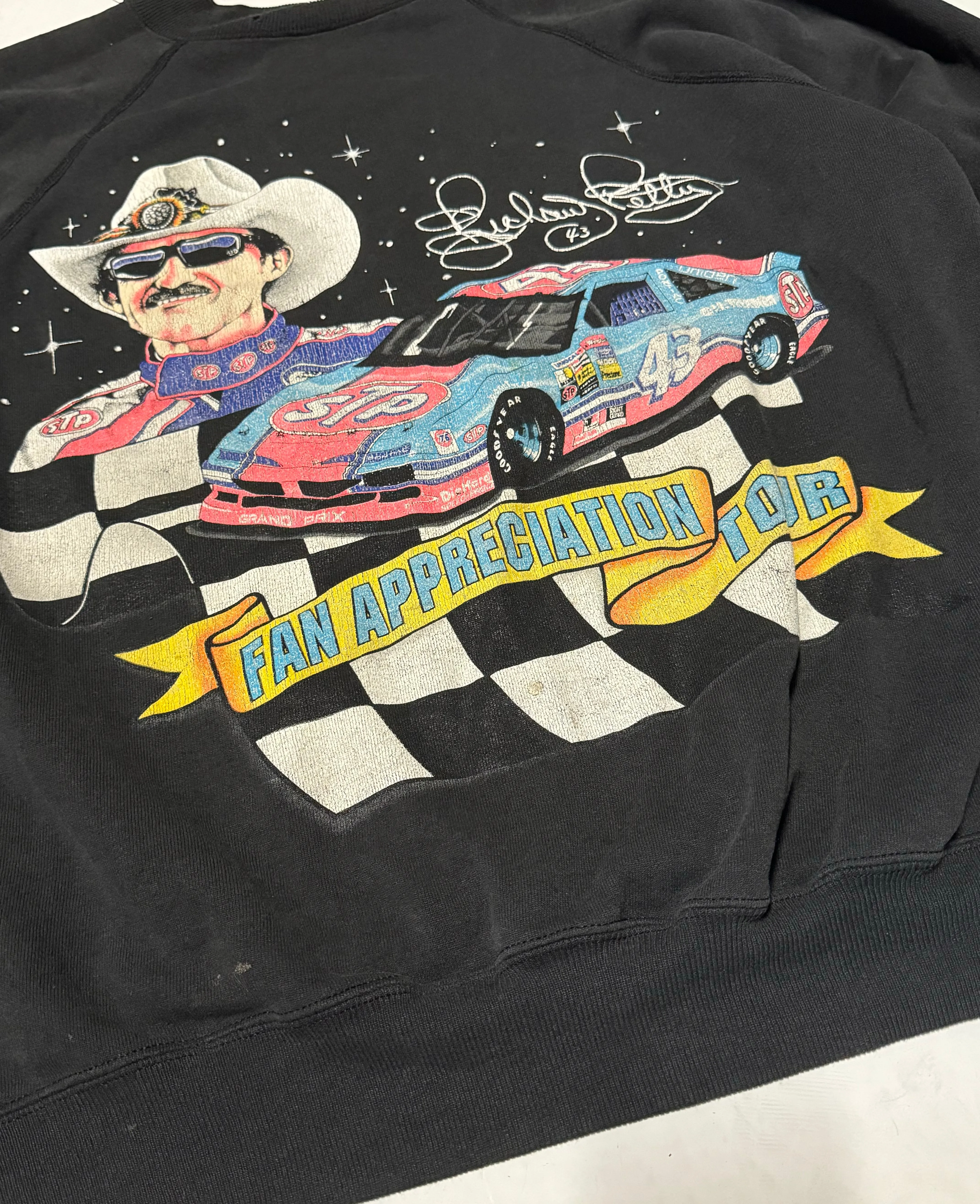 Vintage NASCAR Richard Sweater Fan Appreciation Sweatshirt (XL)
