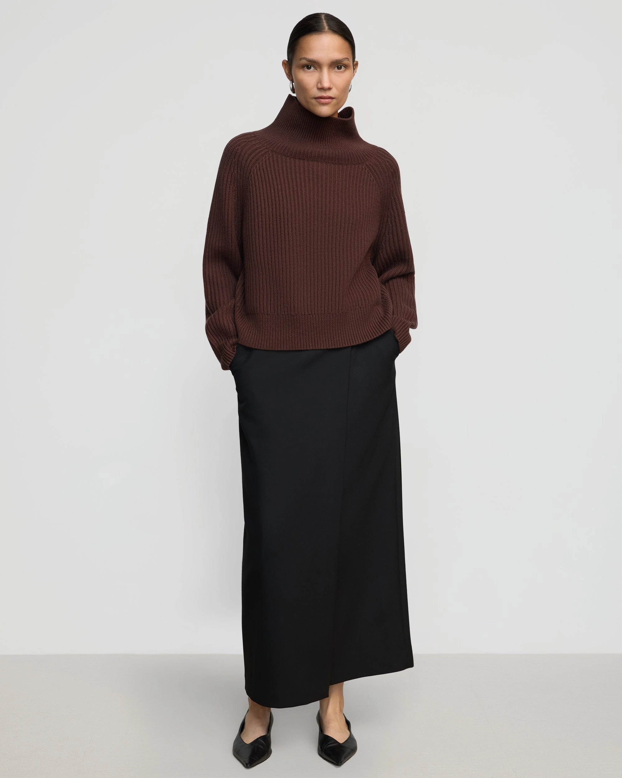Hadeel Organic Cotton-Wool Mock-Neck Sweater Trendy Outfit Breathable Design