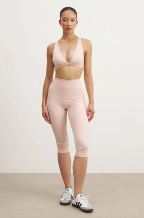 LowMaintenance Base Sculpting Capri Leggings - Marshmallow