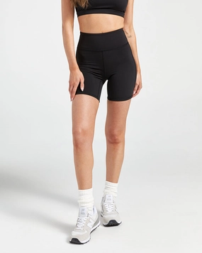 Endurance High-Waist Biker Short Comfort Style