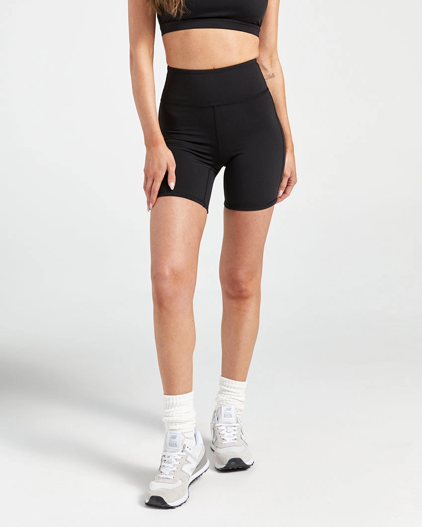 Endurance High-Waist Biker Short Comfort Style