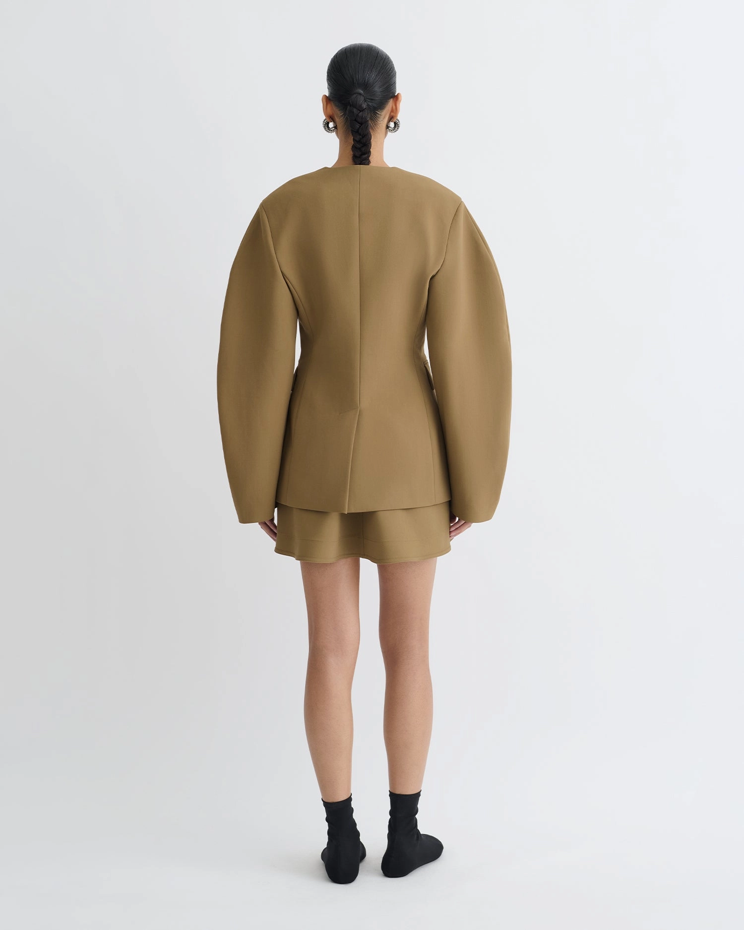 Kaori - Elongated Blazer - Brown softball field