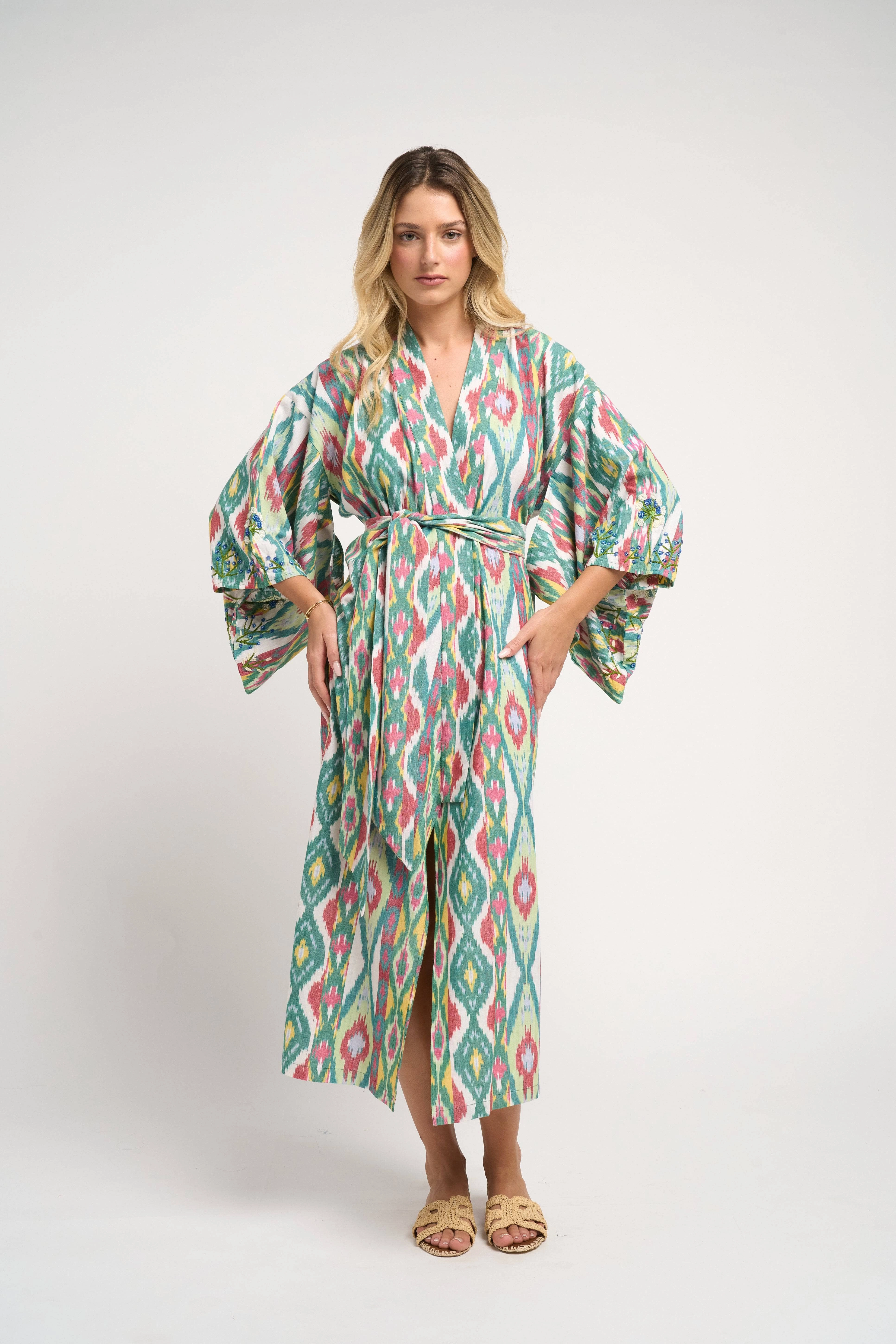sophisticated appearance Anisa Kimono Multi