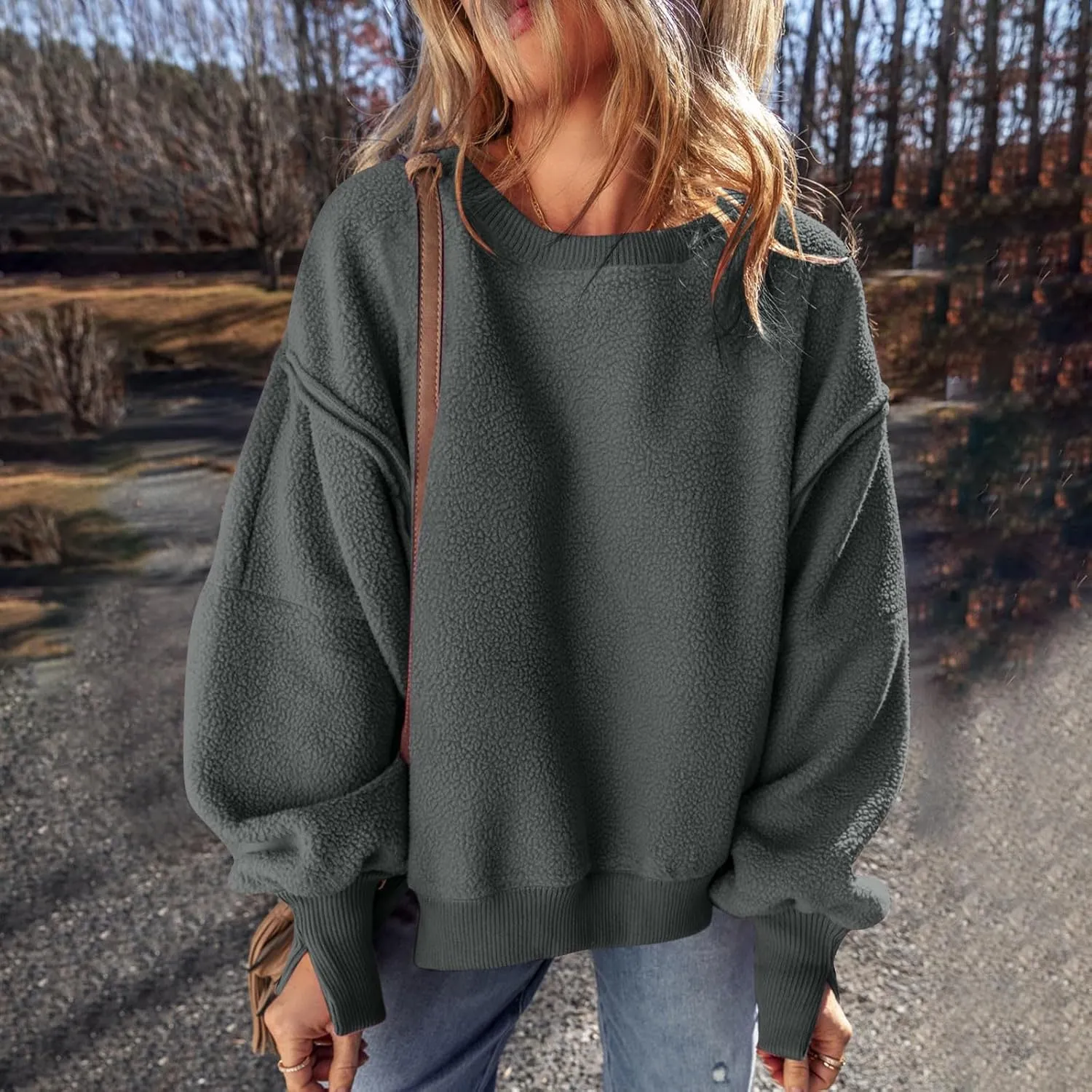 Womens Casual Crewneck Sweatshirt Fleece Long Sleeve Tops Oversized Pullover Winter Fashion Outfits Clothes 2024