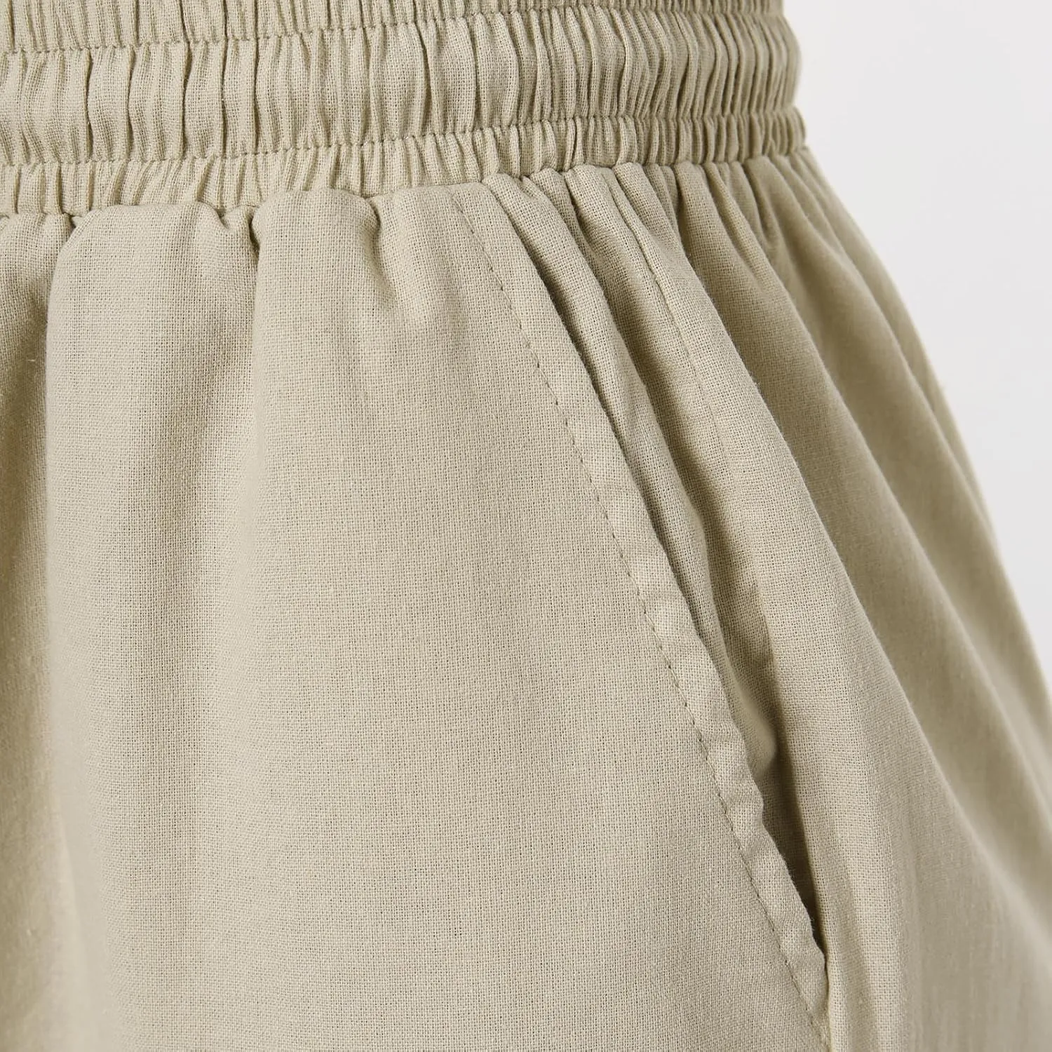 Women's Cotton Linen Bermuda Shorts,Linen Shorts for Women Knee Length Shorts Elastic Waist Summer Casual Shorts