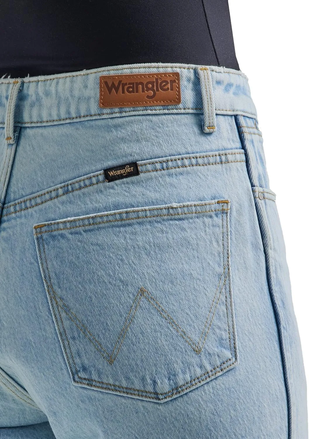 Wrangler Women's Tapered High-Rise Mom Jean