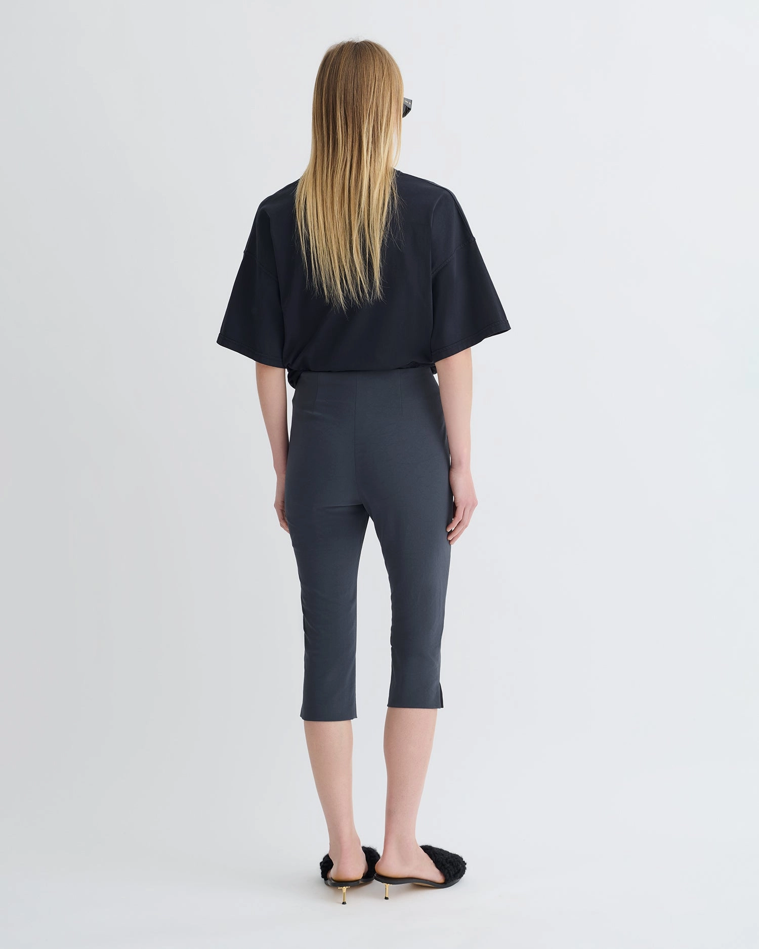 Saoirse - Paper Jersey Capri Pants - Dusty Blue Relaxed Wear