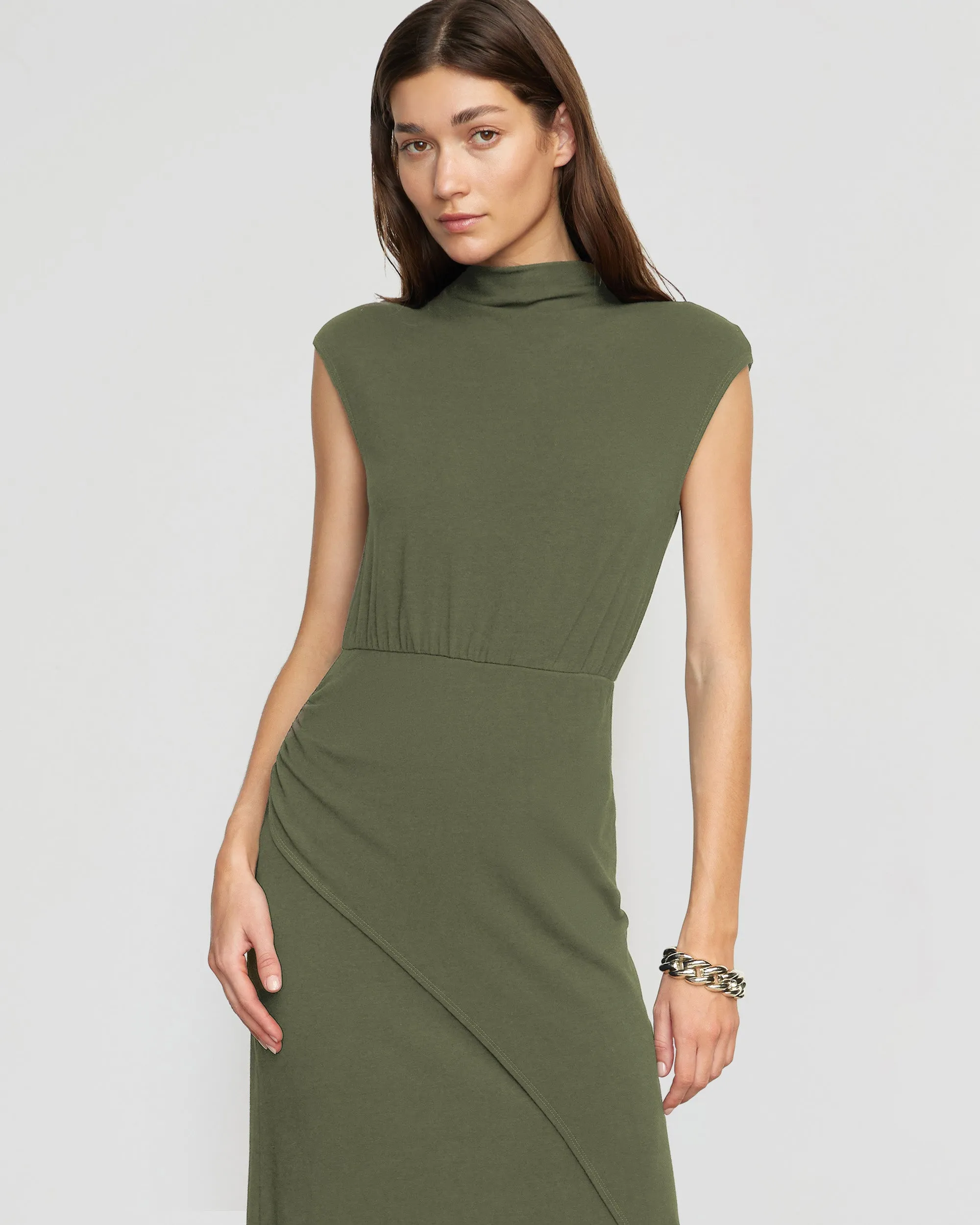 Relaxed day dress Daily Comfort Yimei Mock-Neck Side-Slit Dress