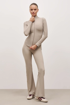 Base Sculpting Flared Leggings - Taupe Bohemian style